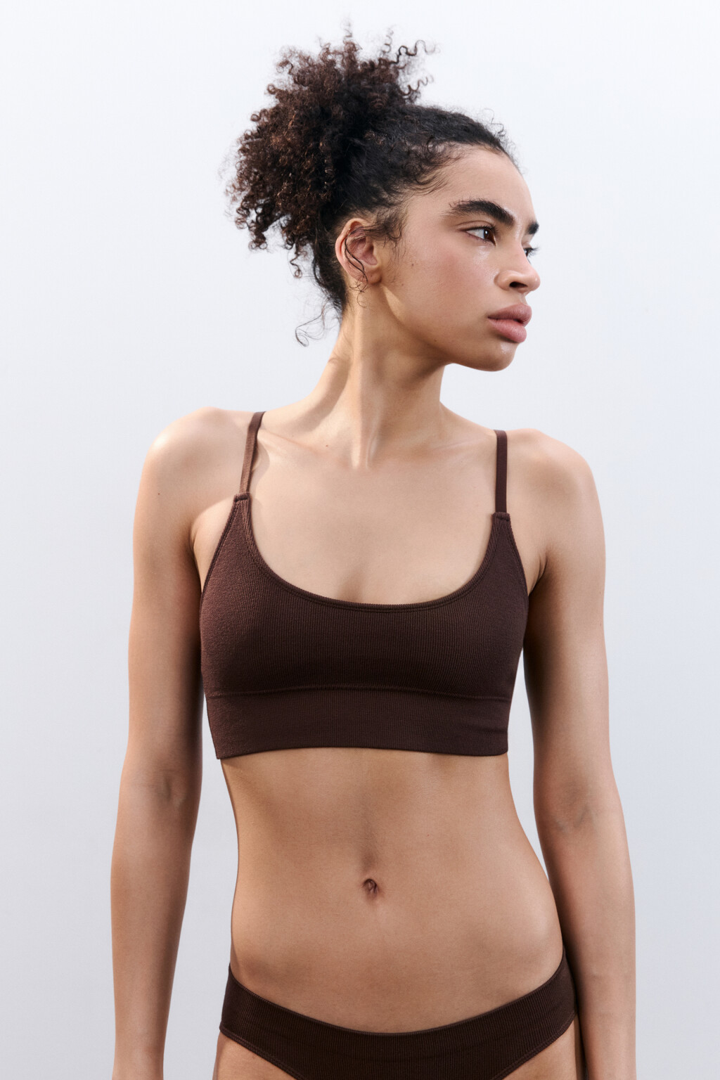 Бюстгальтер-бра в рубчик - цвет коричневый - 2