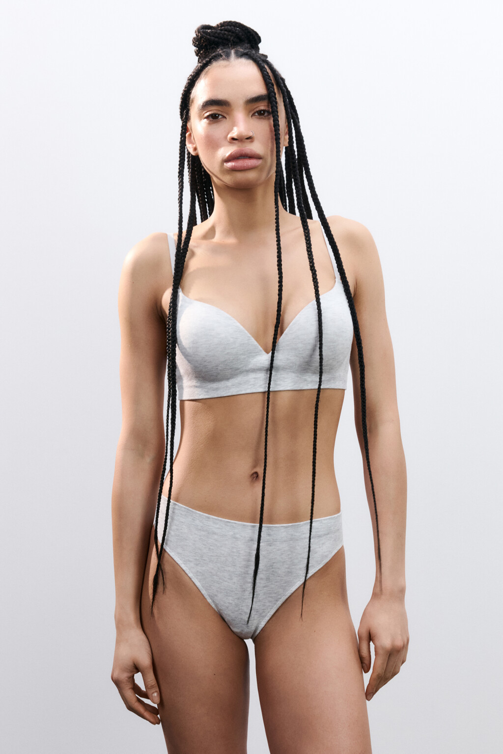 Бюстгальтер-бра в рубчик с пуш-ап - цвет серый - 4