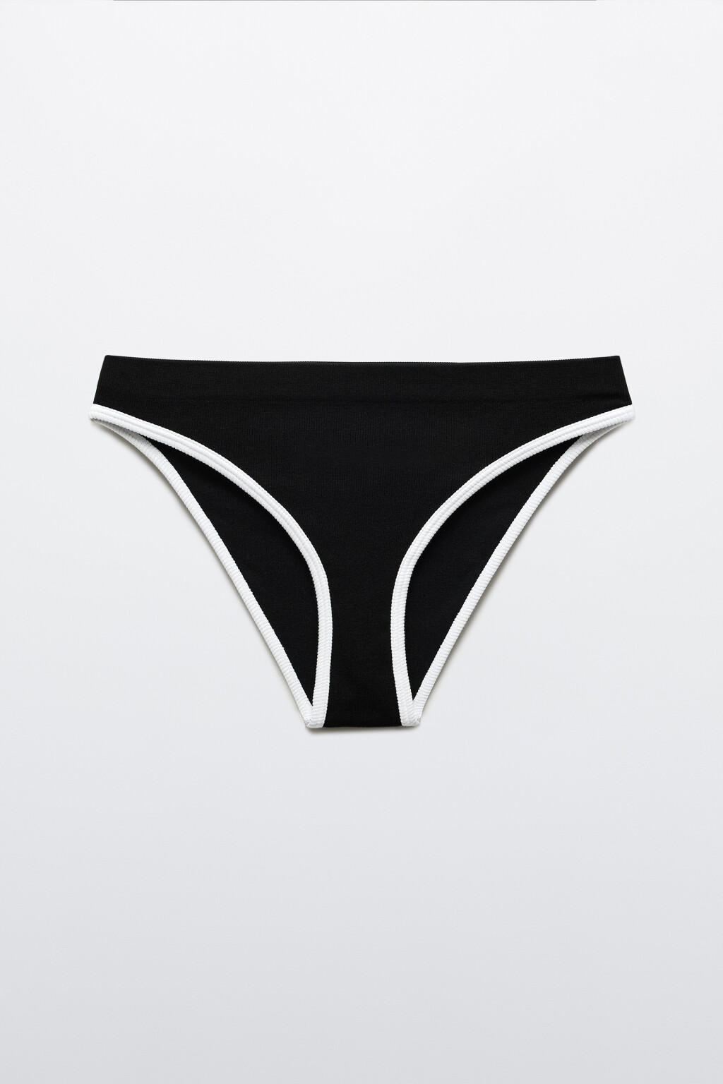 Трусы-слипы с контрастной окантовкой - цвет черный - 1