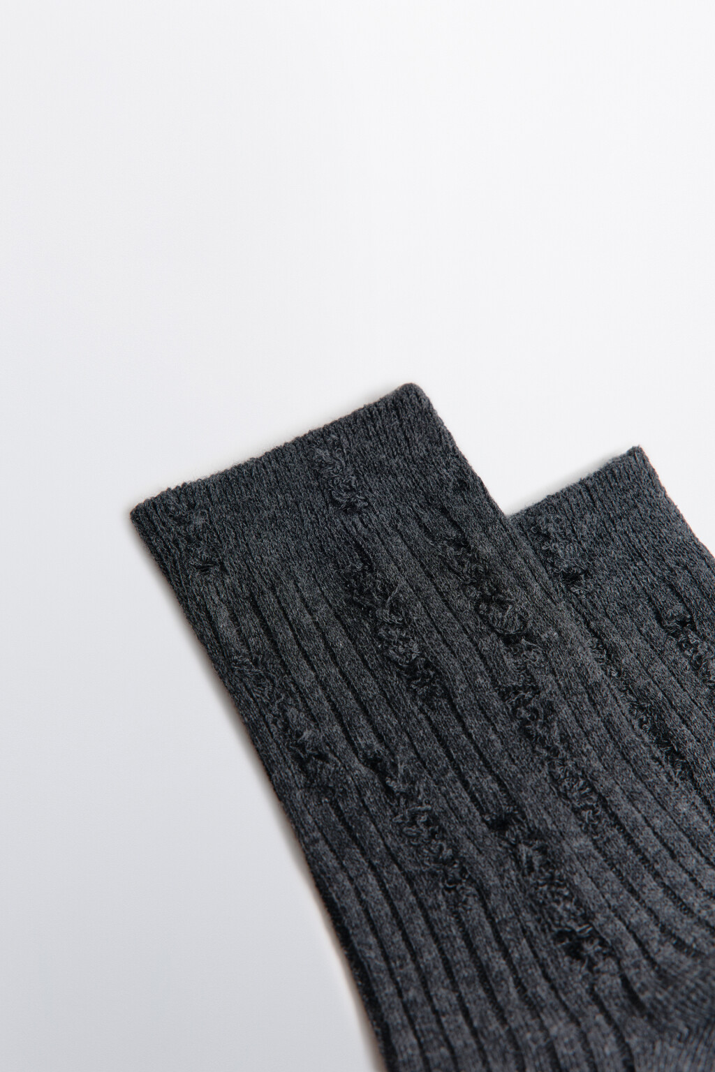 Носки рваные в рубчик - цвет серый - 2