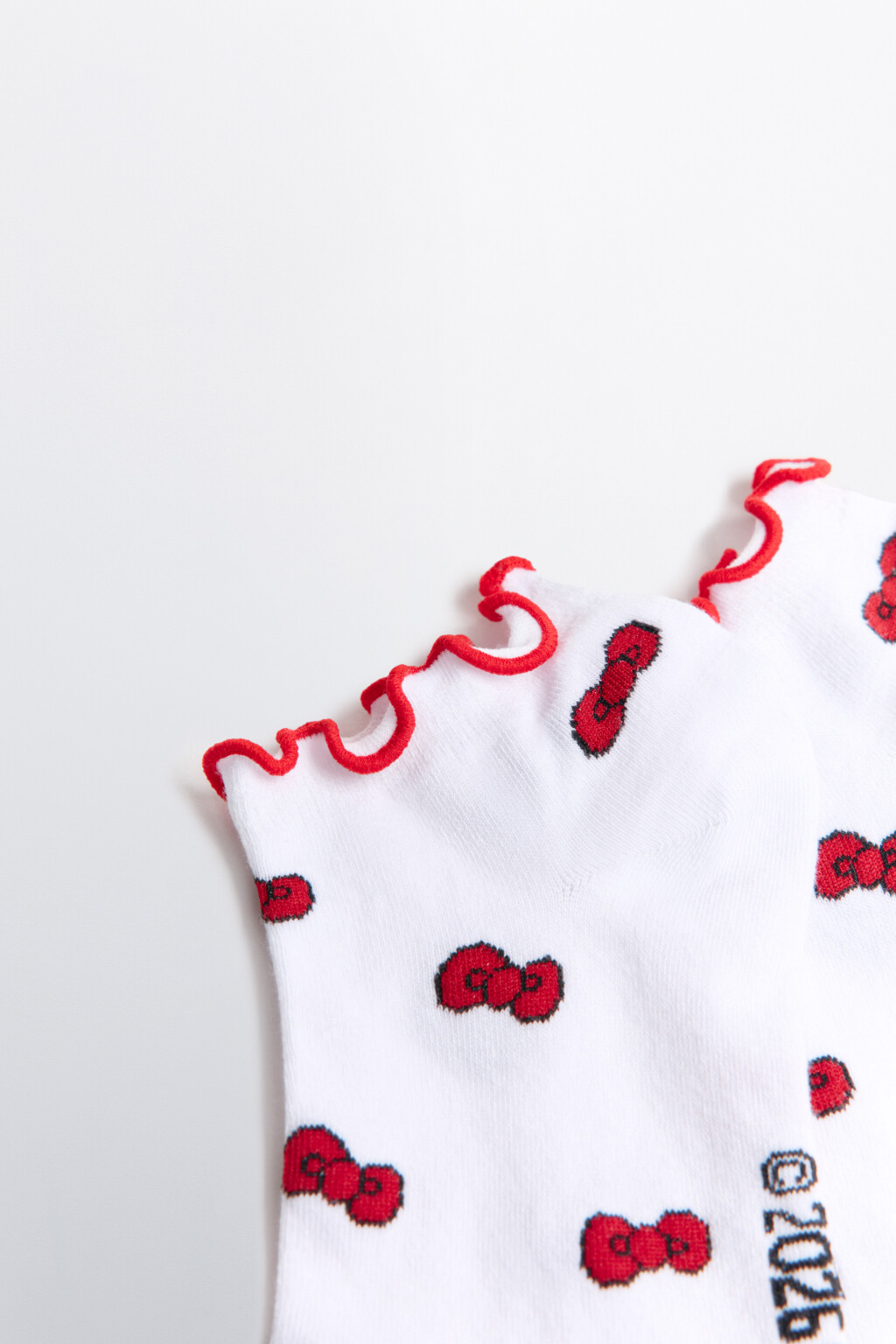 Носки короткие с оборками и принтом - цвет красный - 2