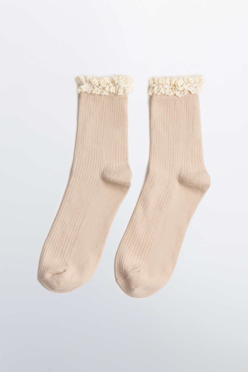 Носки высокие в рубчик с кружевом - цвет бежевый - 1