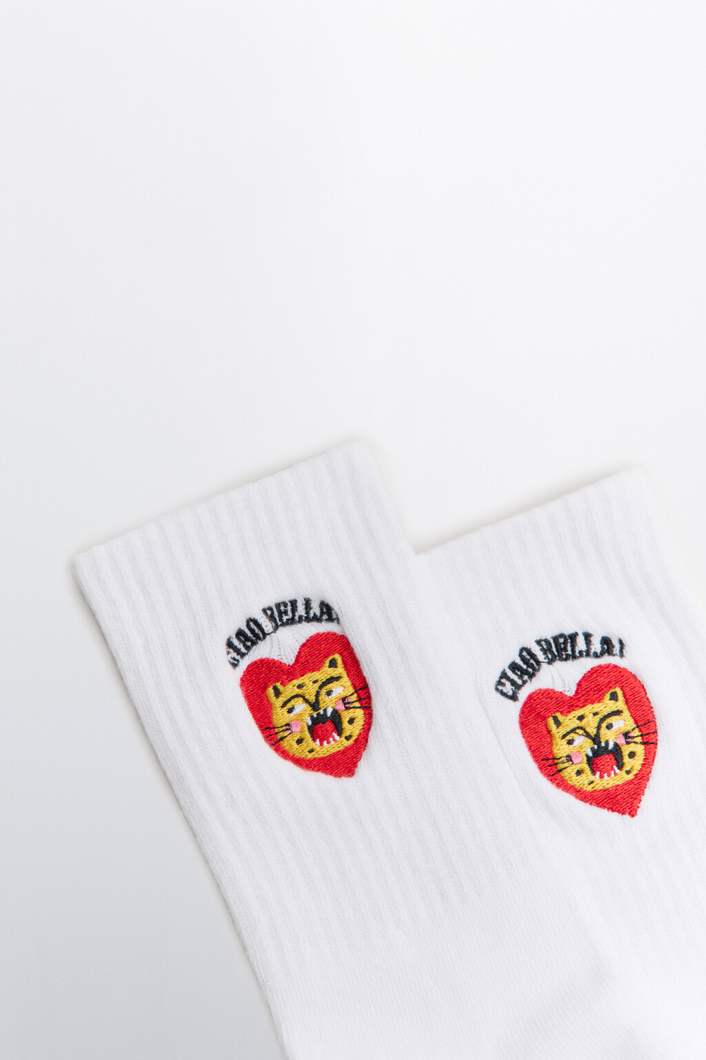 Носки высокие с вышивкой - цвет белый - 2