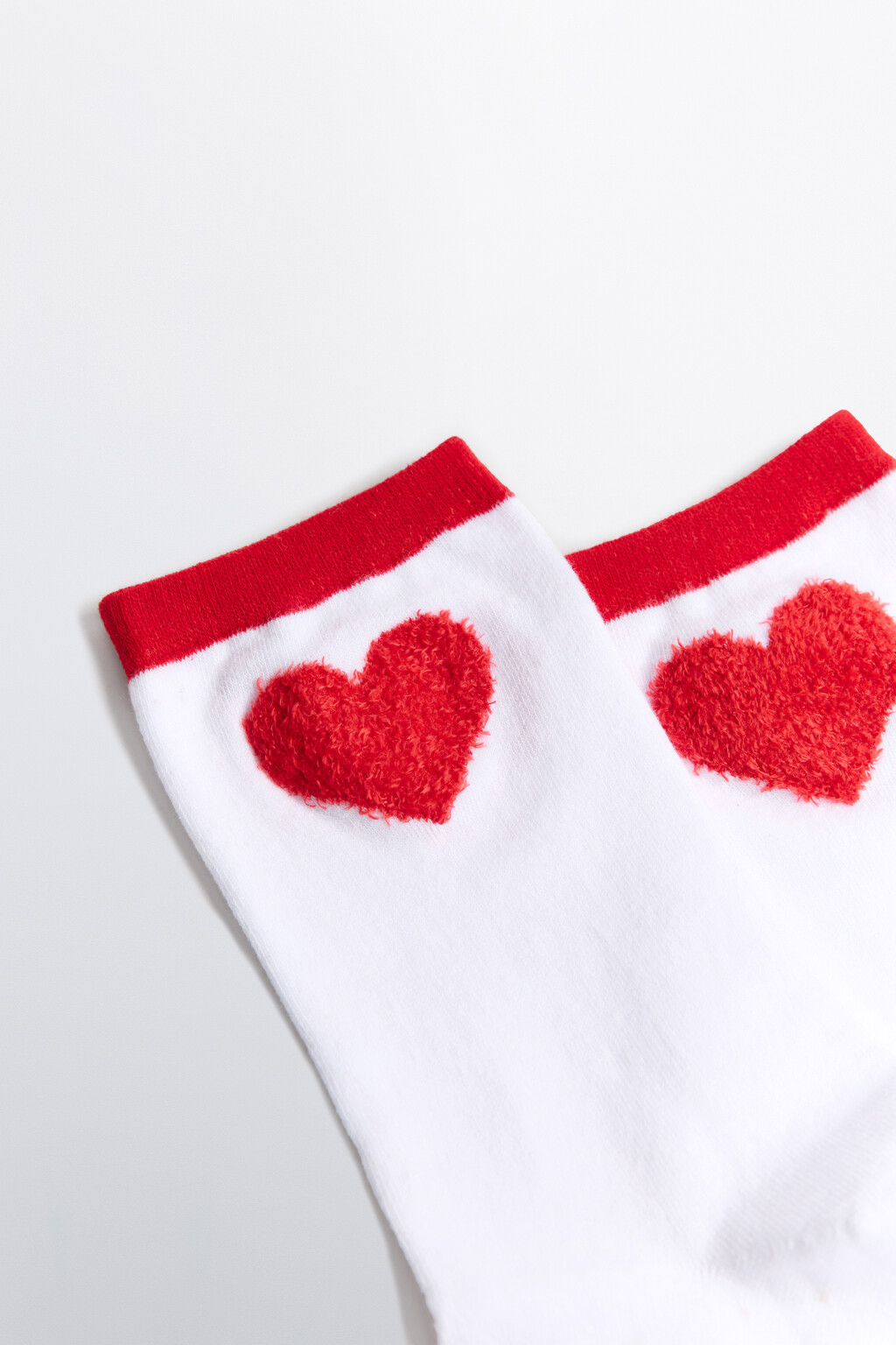 Носки высокие с махровым сердечком - цвет белый - 2