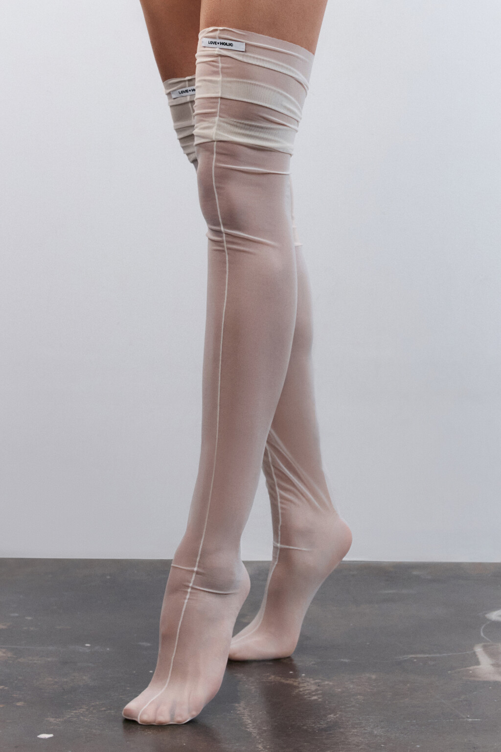 Чулки сетчатые с декоративными швами и ярлычком - цвет ванильный - 1