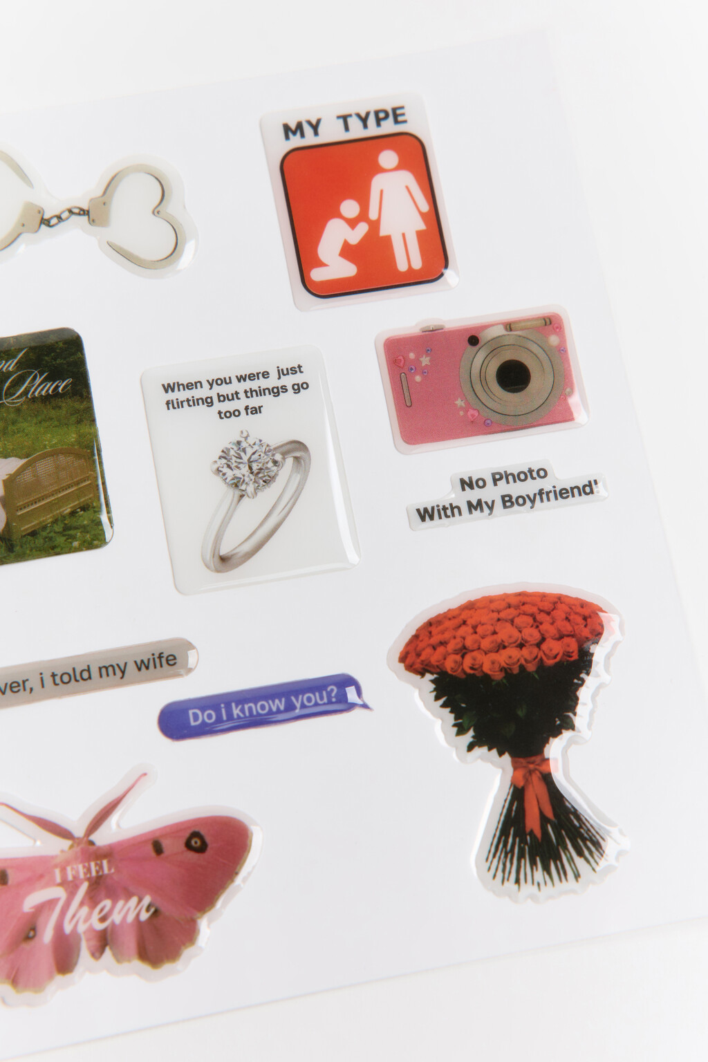 Набор наклеек объемных с цитатами - цвет белый - 2