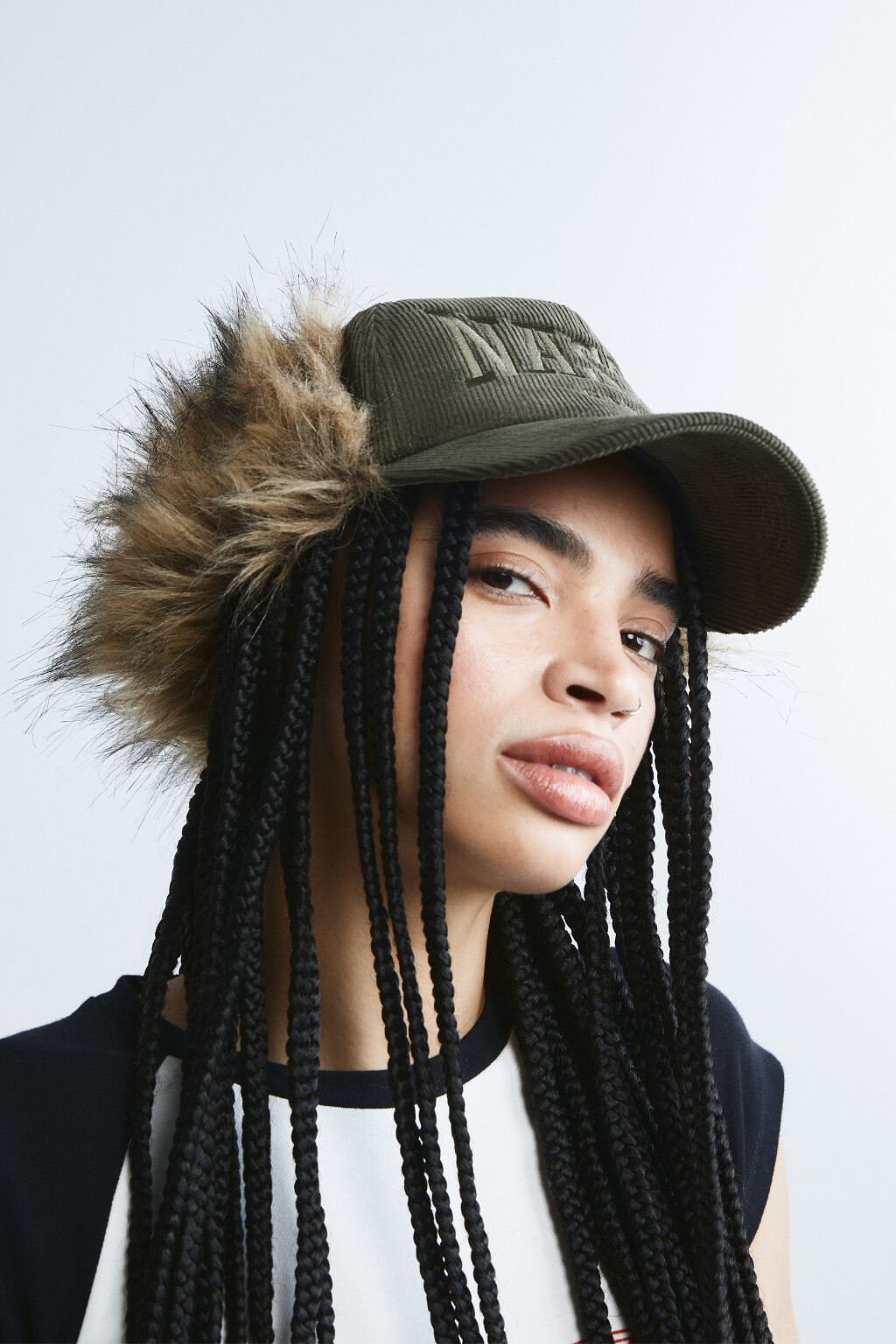 Кепи с вставкой из искусственного меха - цвет зеленый - 1