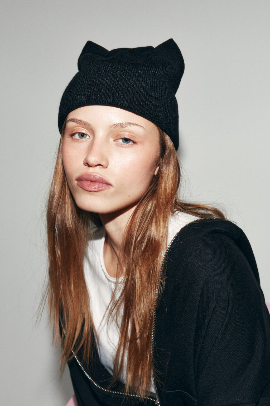 Шапка-бини с ушками и кашемиром - цвет черный - 1