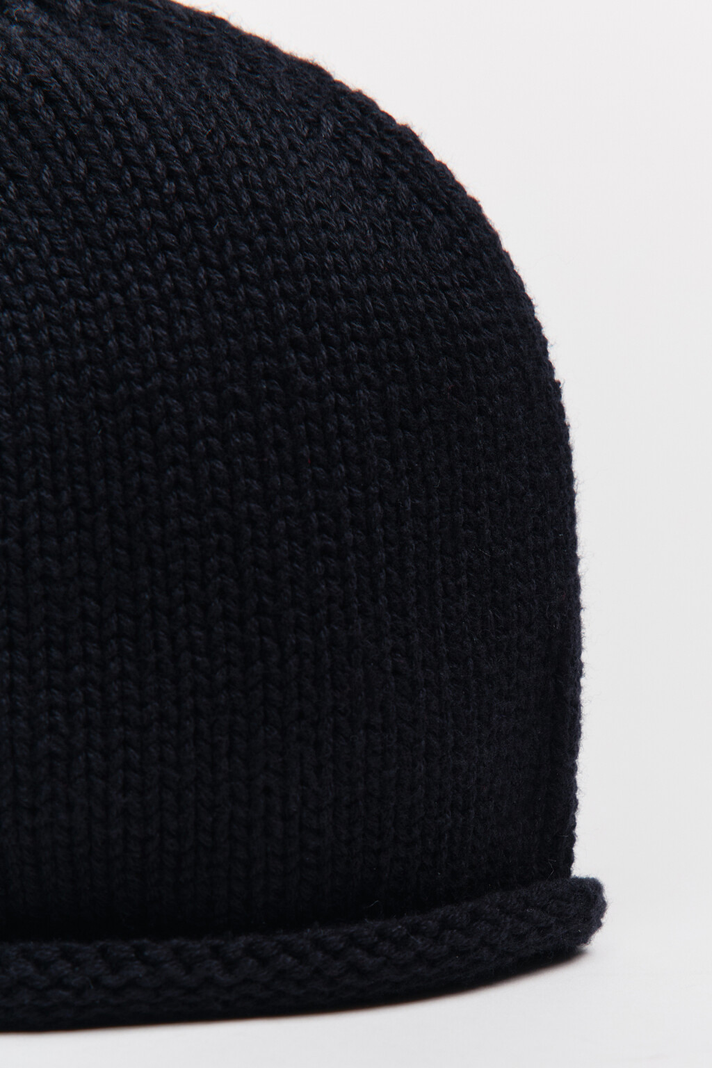 Шапка-бини вязаная - цвет черный - 2