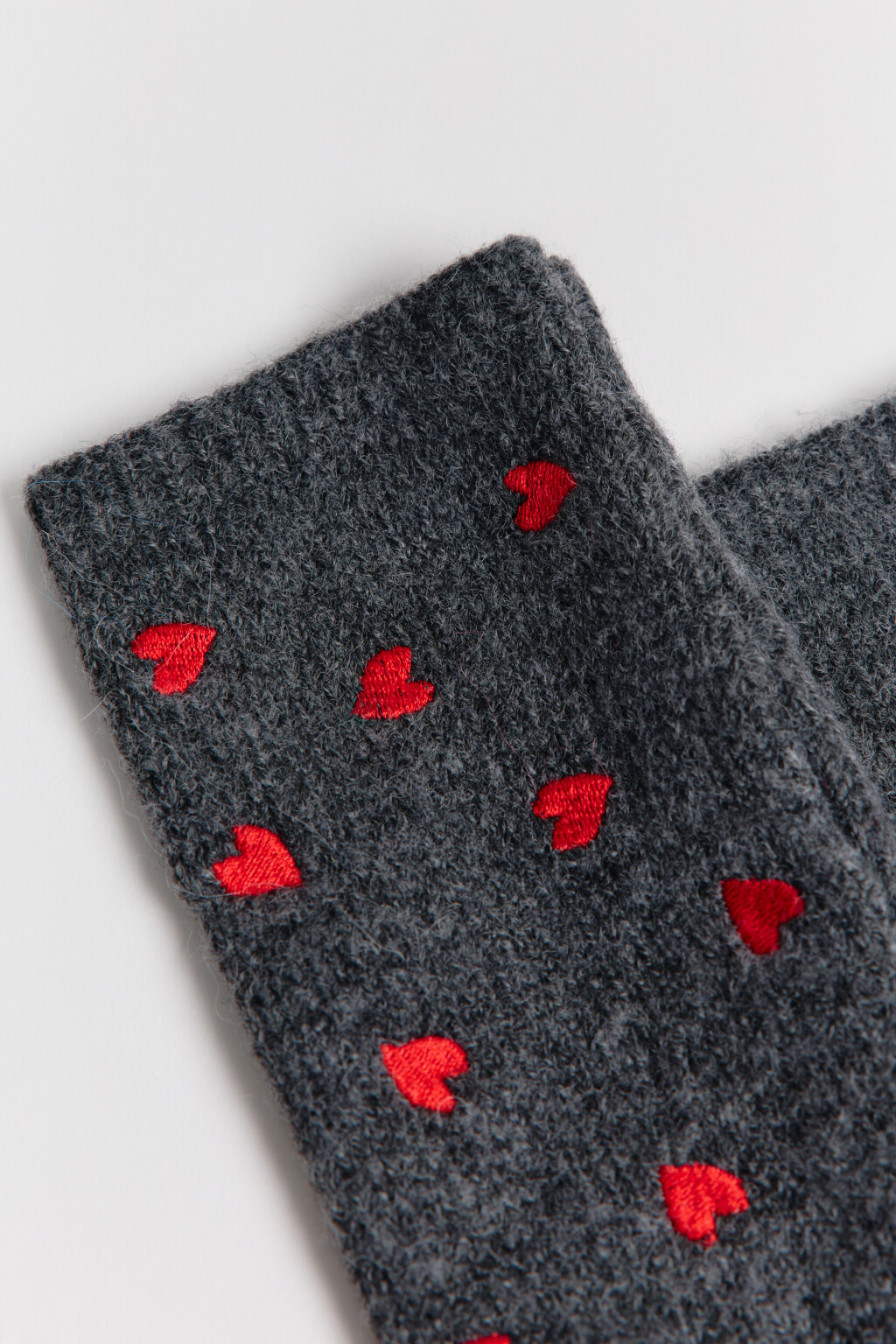 Митенки вязаные с вышивкой - цвет серый - 2