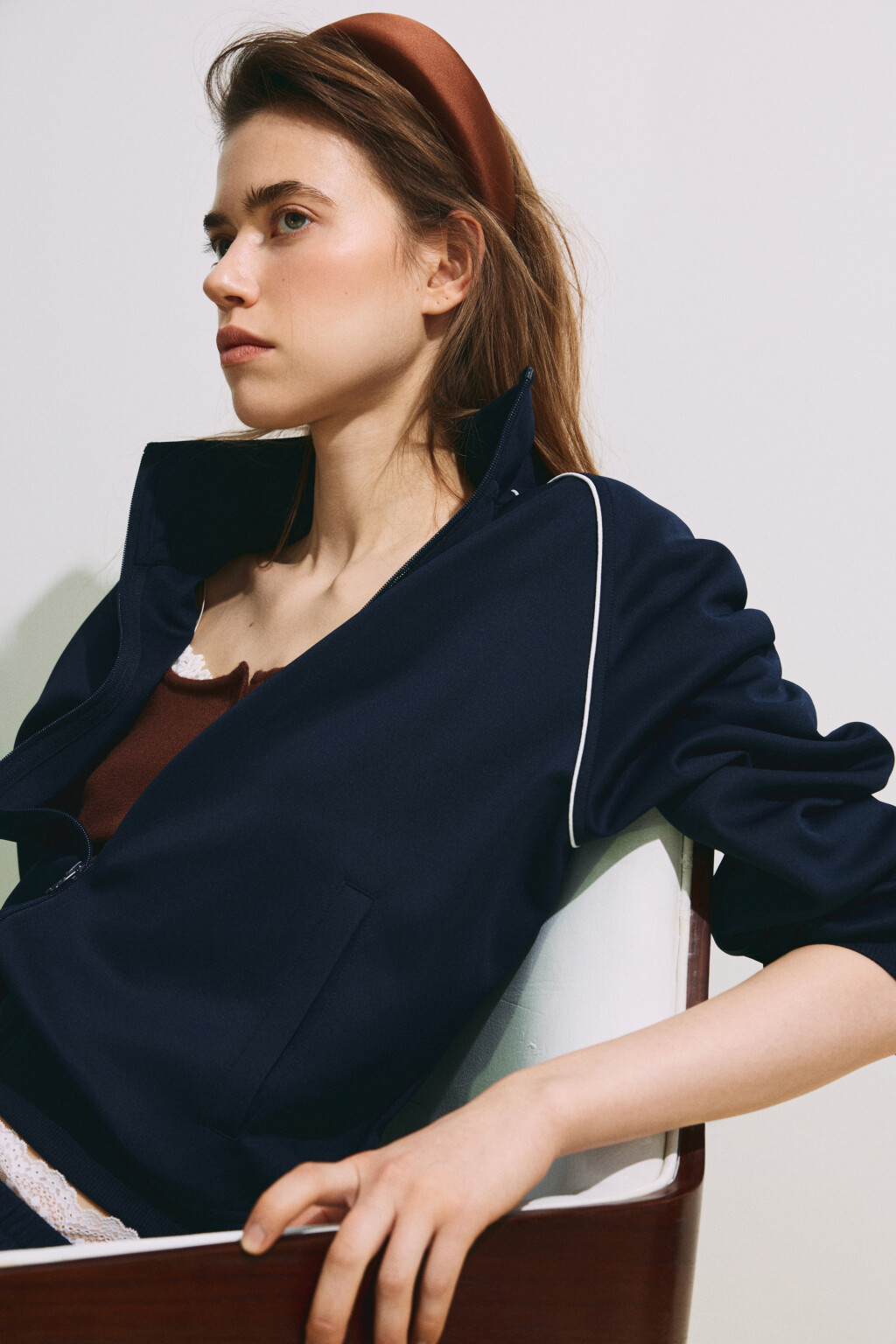 Ободок широкий атласный - цвет коричневый - 2