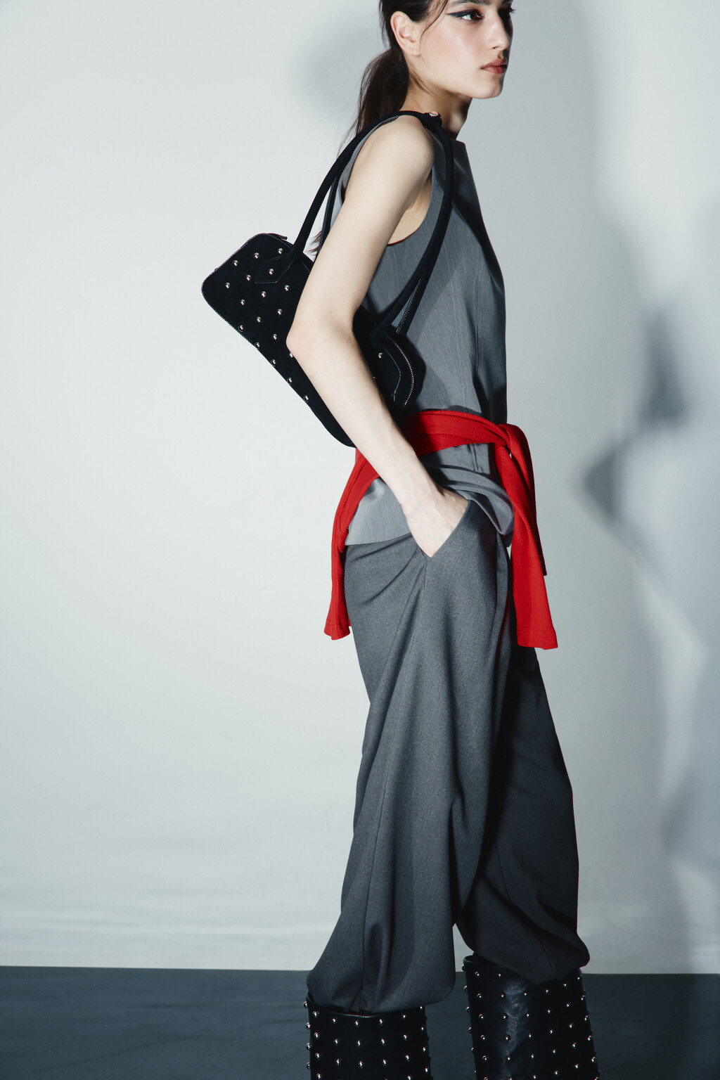 Сумка-багет с кожаной фактурой - цвет черный - 2