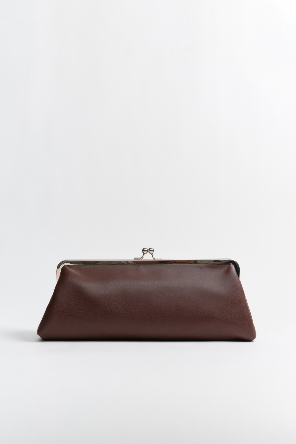 Сумка-клатч с кожаной фактурой - цвет коричневый - 4