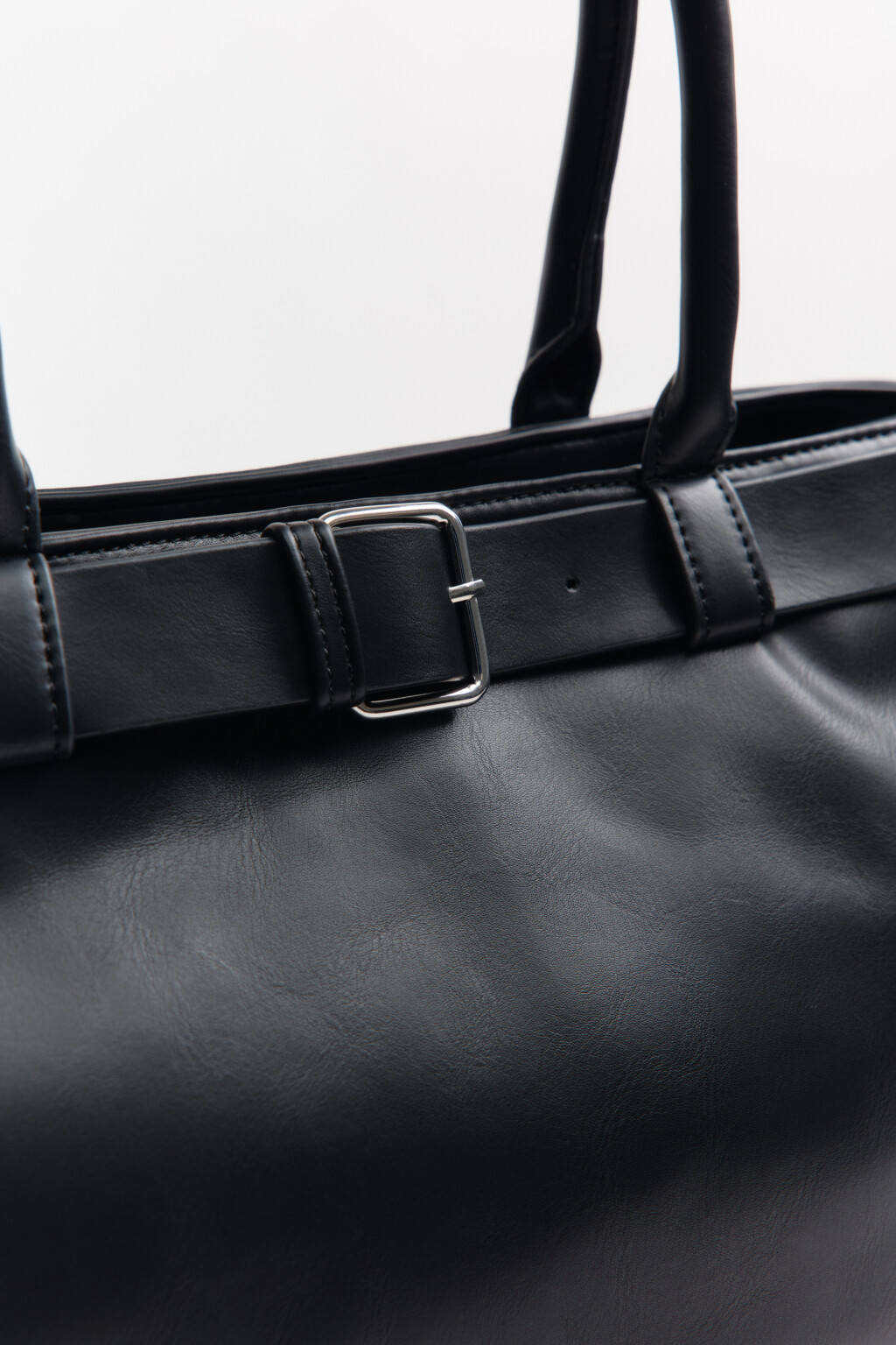 Сумка-тоут с короткой ручкой и ремнем - цвет черный - 8