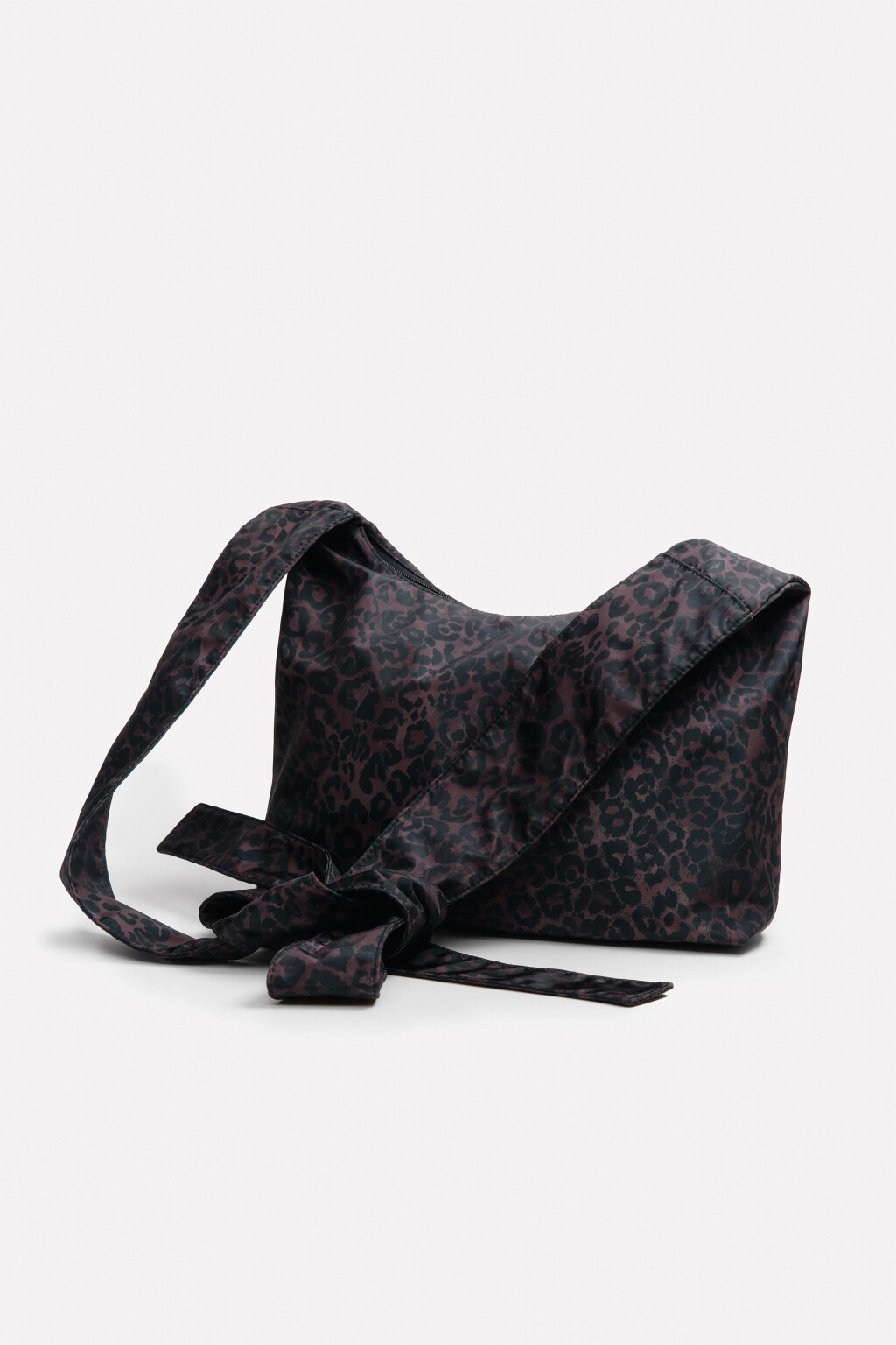 Сумка-кроссбоди на завязках с леопардовым принтом - цвет черный - 2