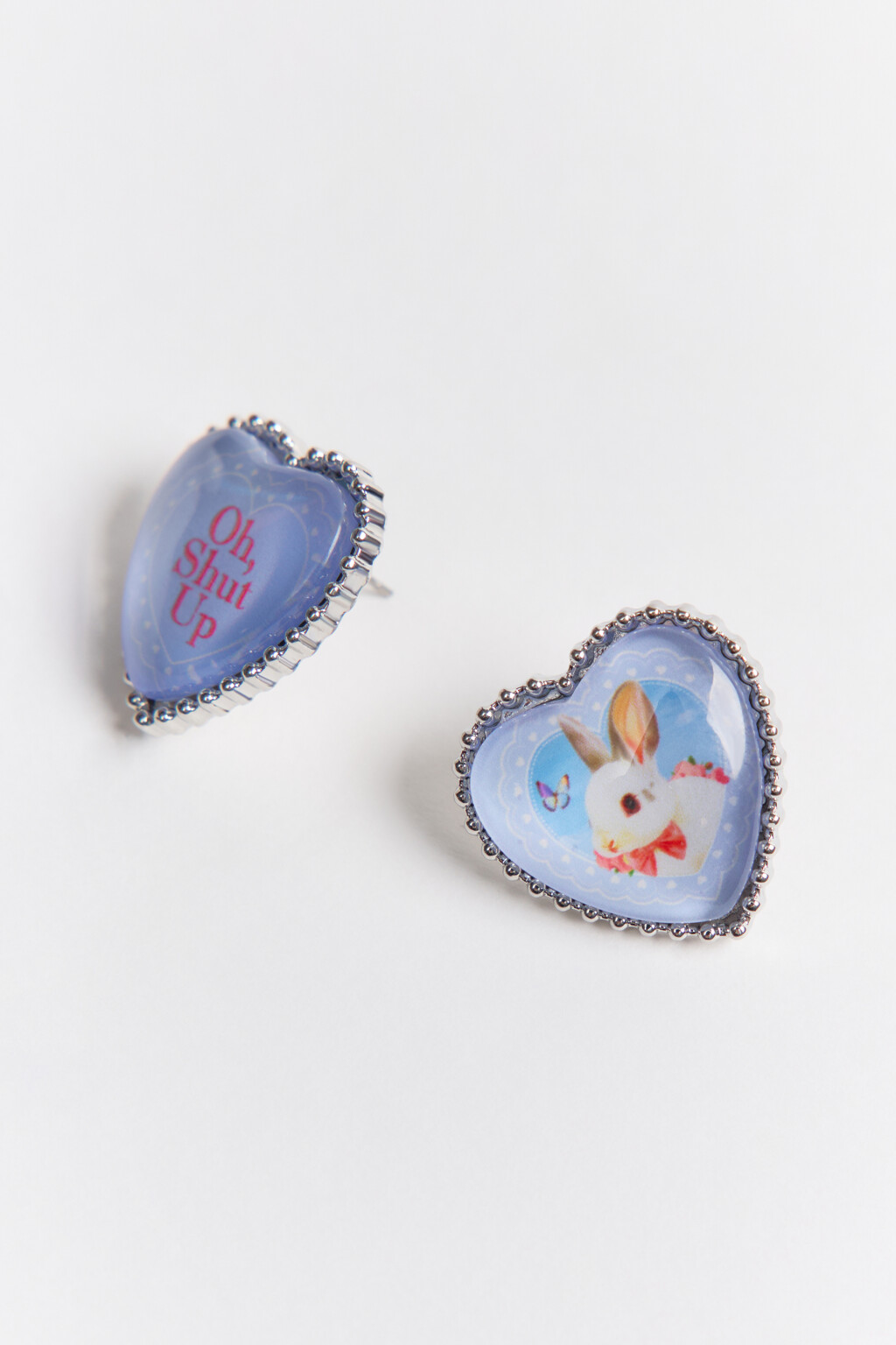 Серьги-гвоздики в виде сердечек с принтом - цвет серый - 1