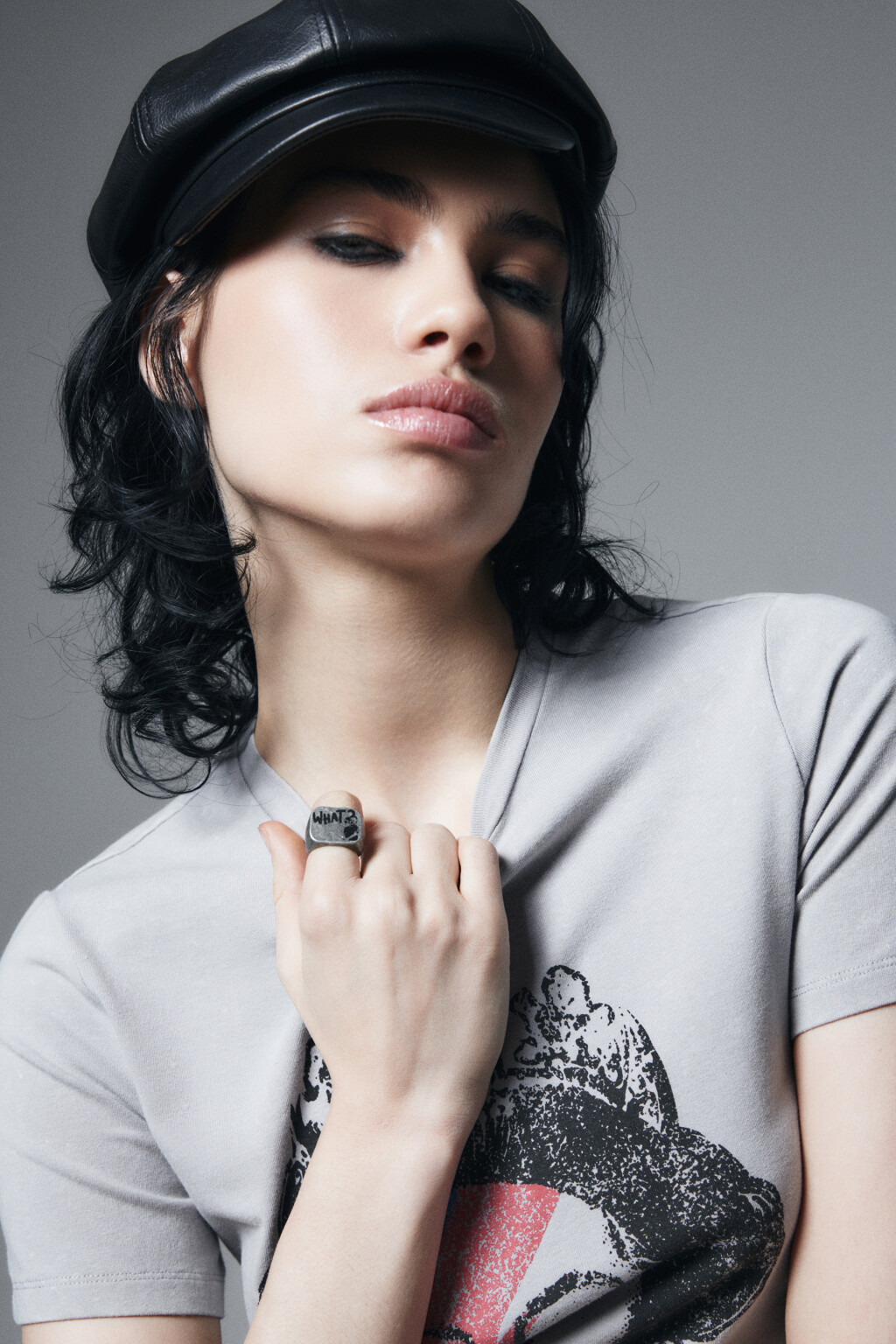 Кольцо-печатка металлическое с рисунком - цвет серый - 2