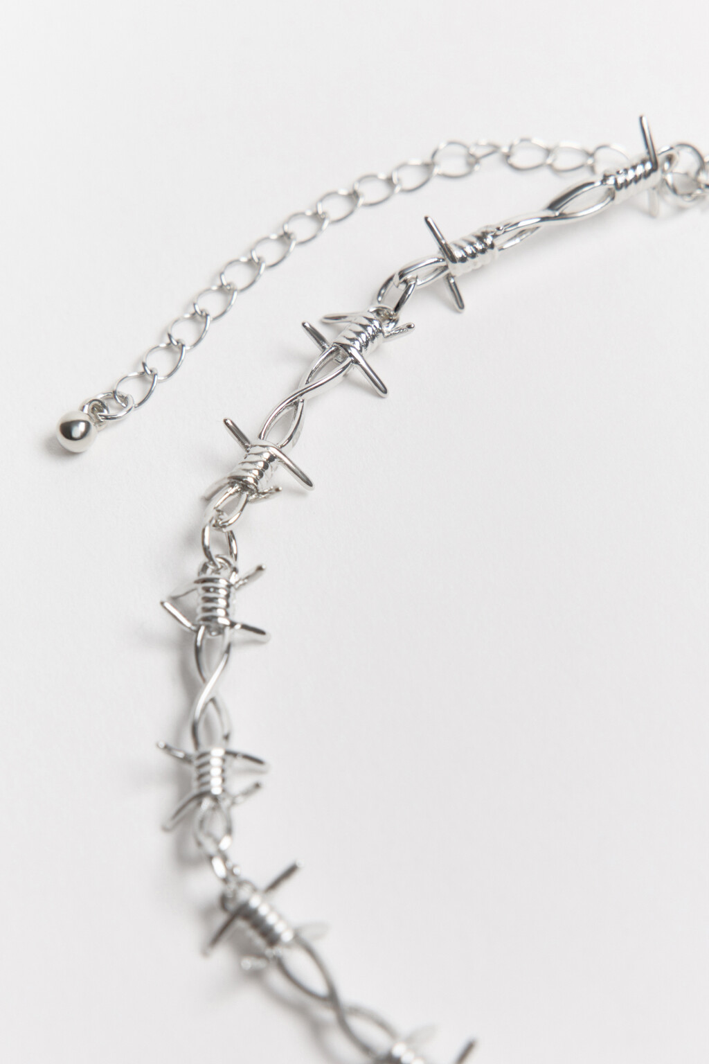 Колье-чокер в виде проволоки - цвет серый - 2