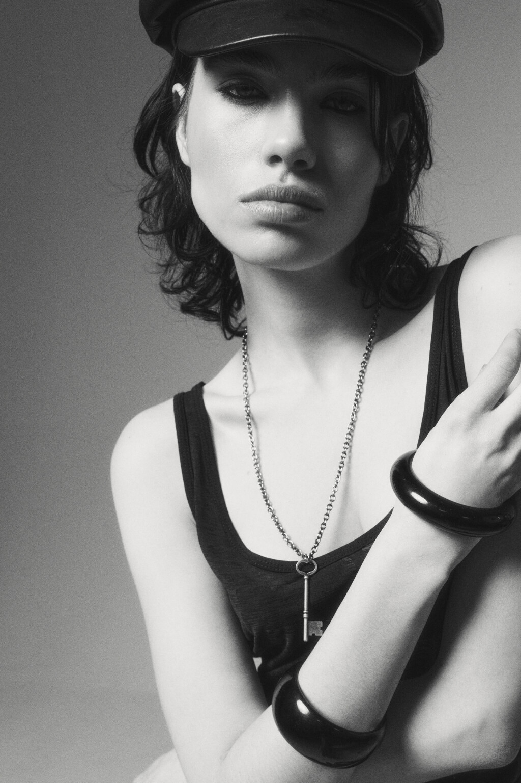 Набор браслетов глянцевых разной ширины (2 штуки) - цвет мультиколор - 1