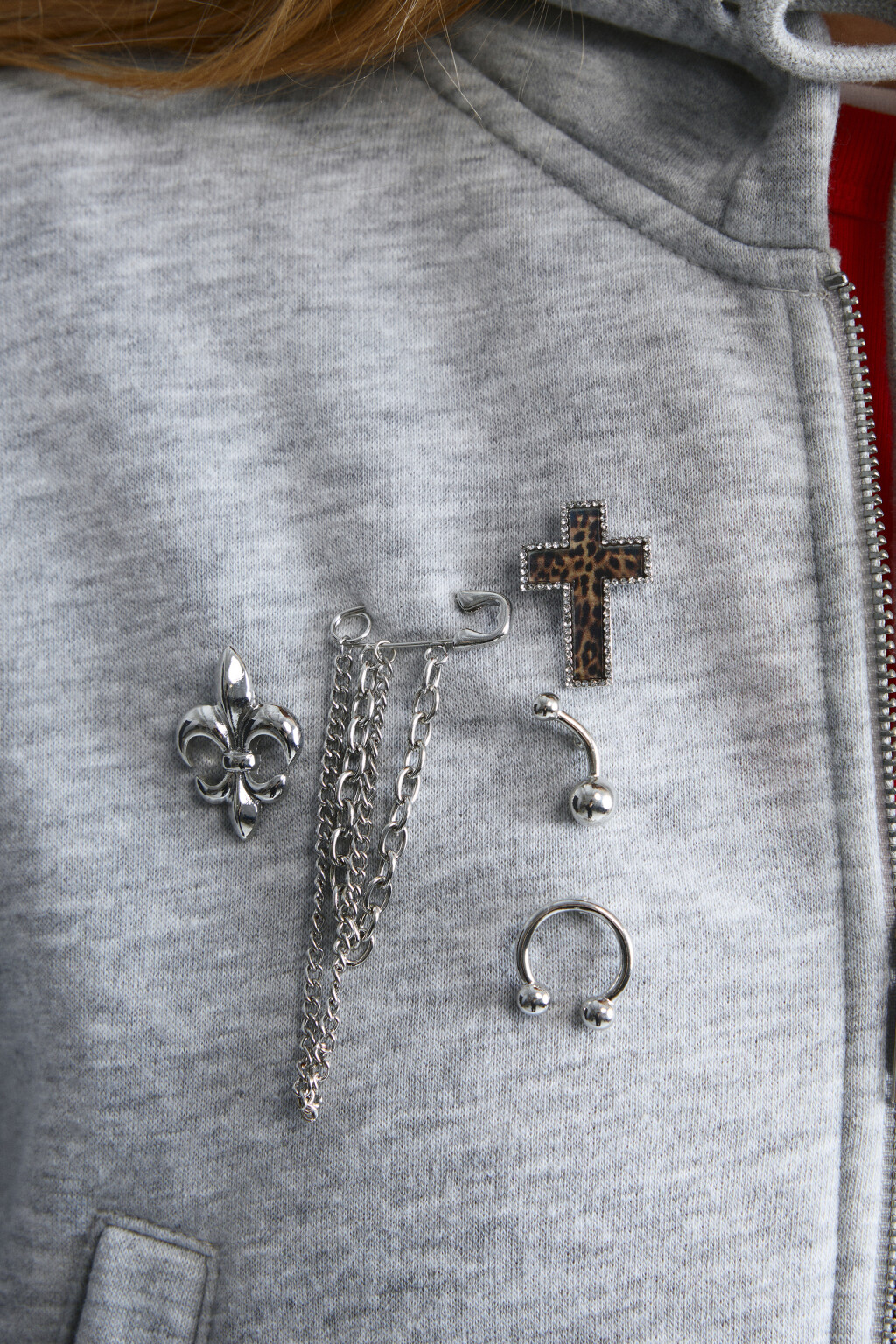 Набор брошей фигурный (5 штук) - цвет серый - 2