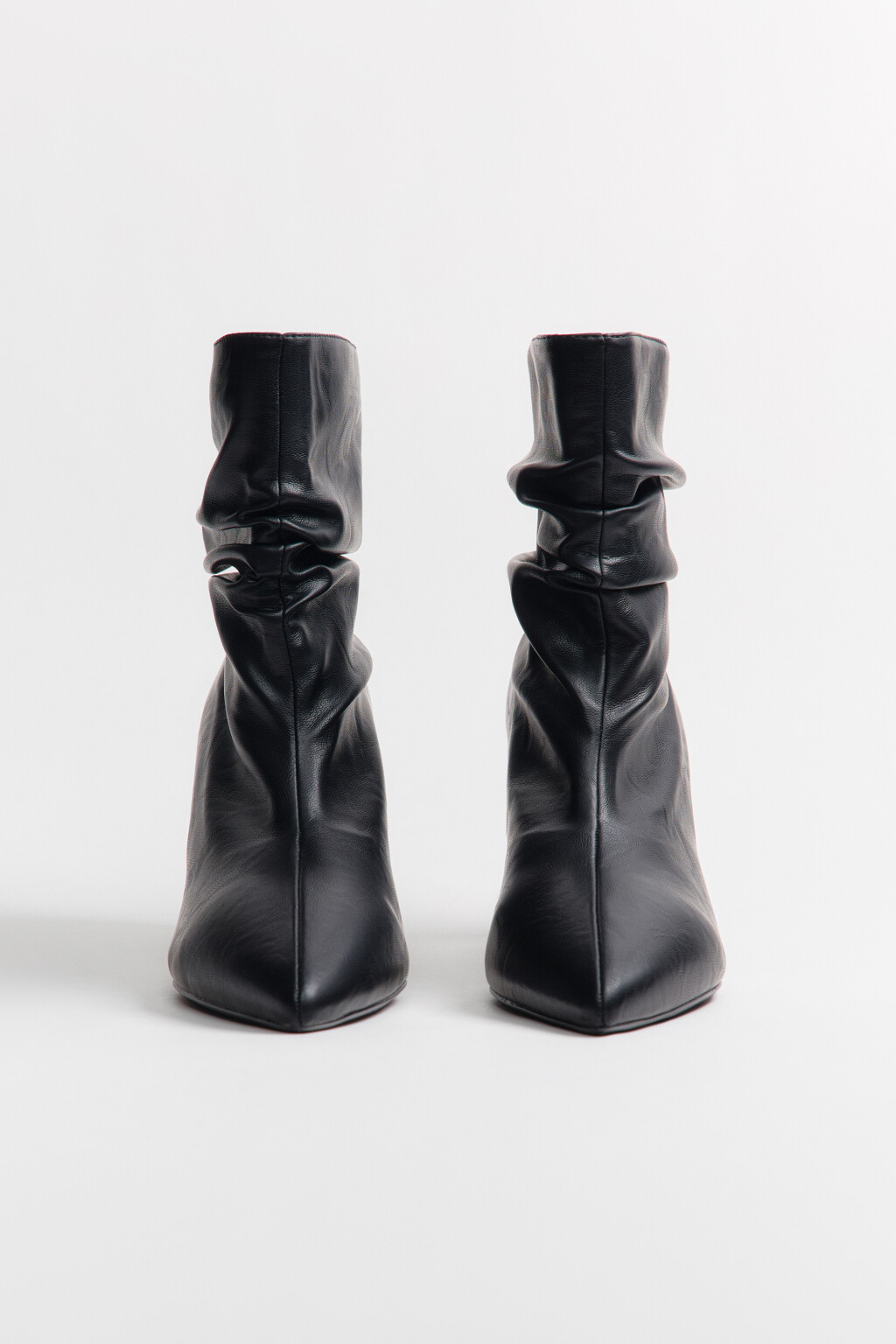 Ботильоны со складками - цвет черный - 6