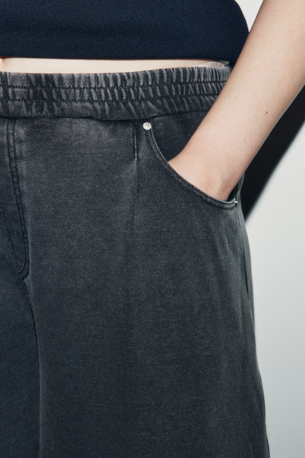 Брюки barrel fit с имитацией джинсы - цвет серый - 6