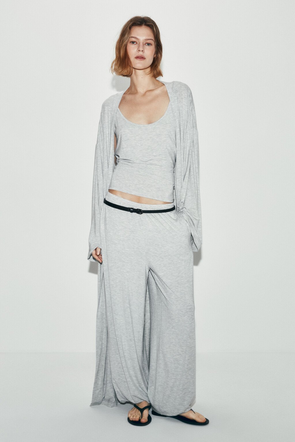 Брюки-джоггеры вискозные на резинке - цвет серый - 4