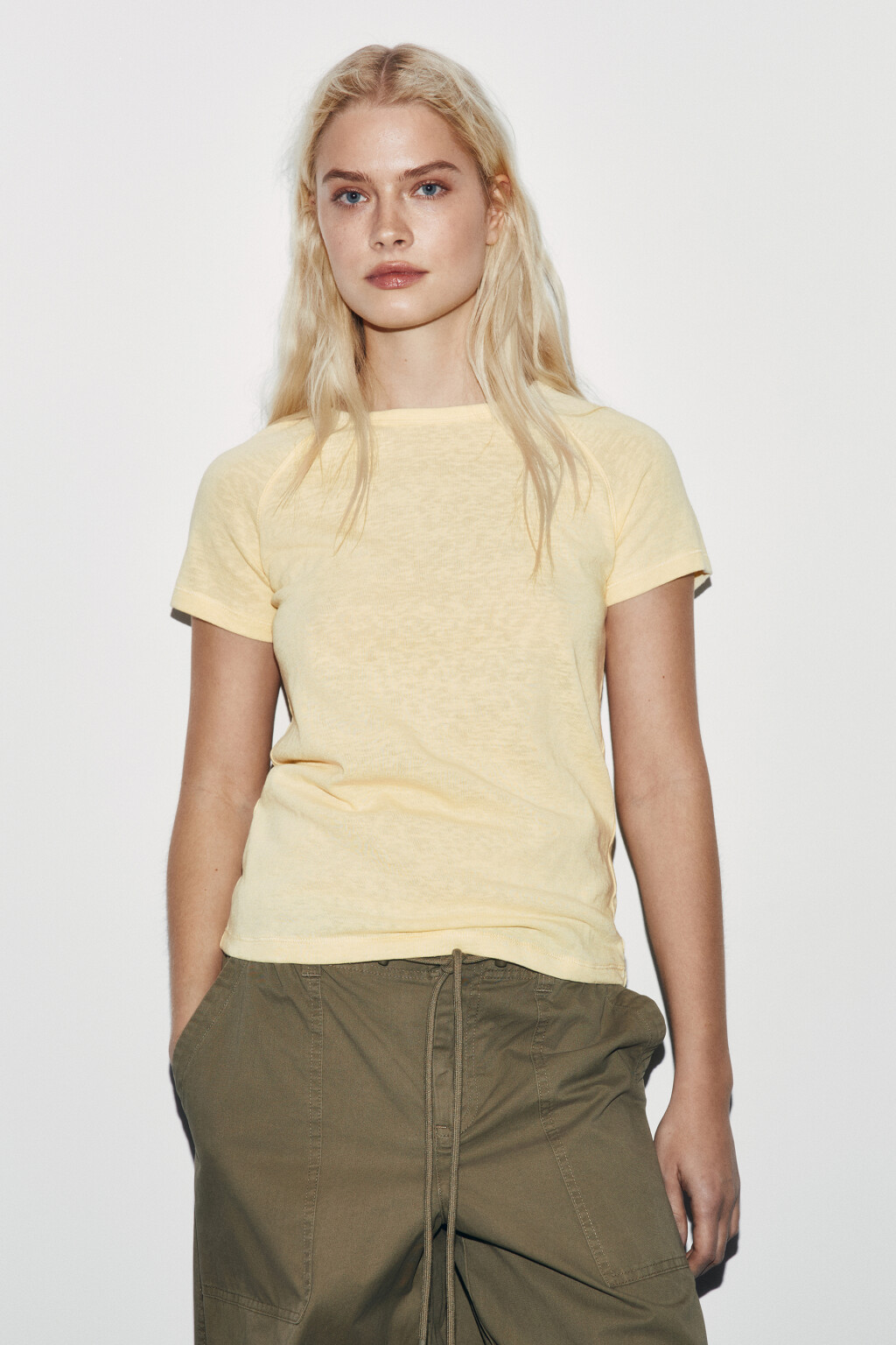 Футболка приталенная базовая с рукавами реглан - цвет желтый - 3