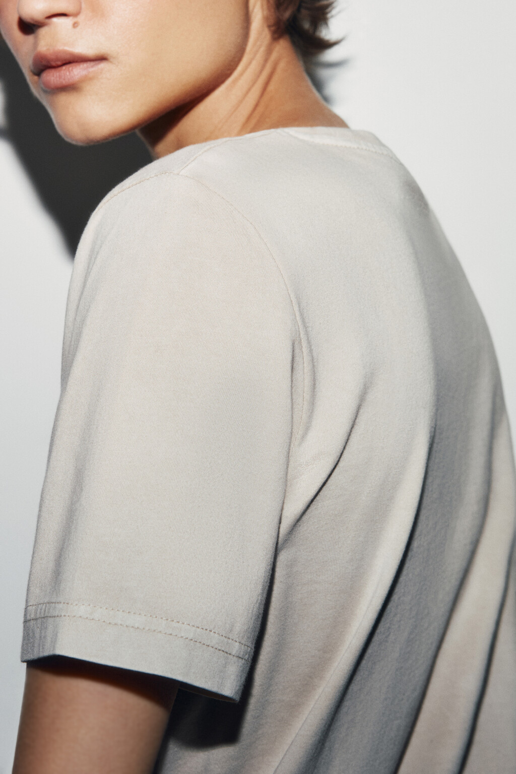 Футболка хлопковая с принтом - цвет бежевый - 6