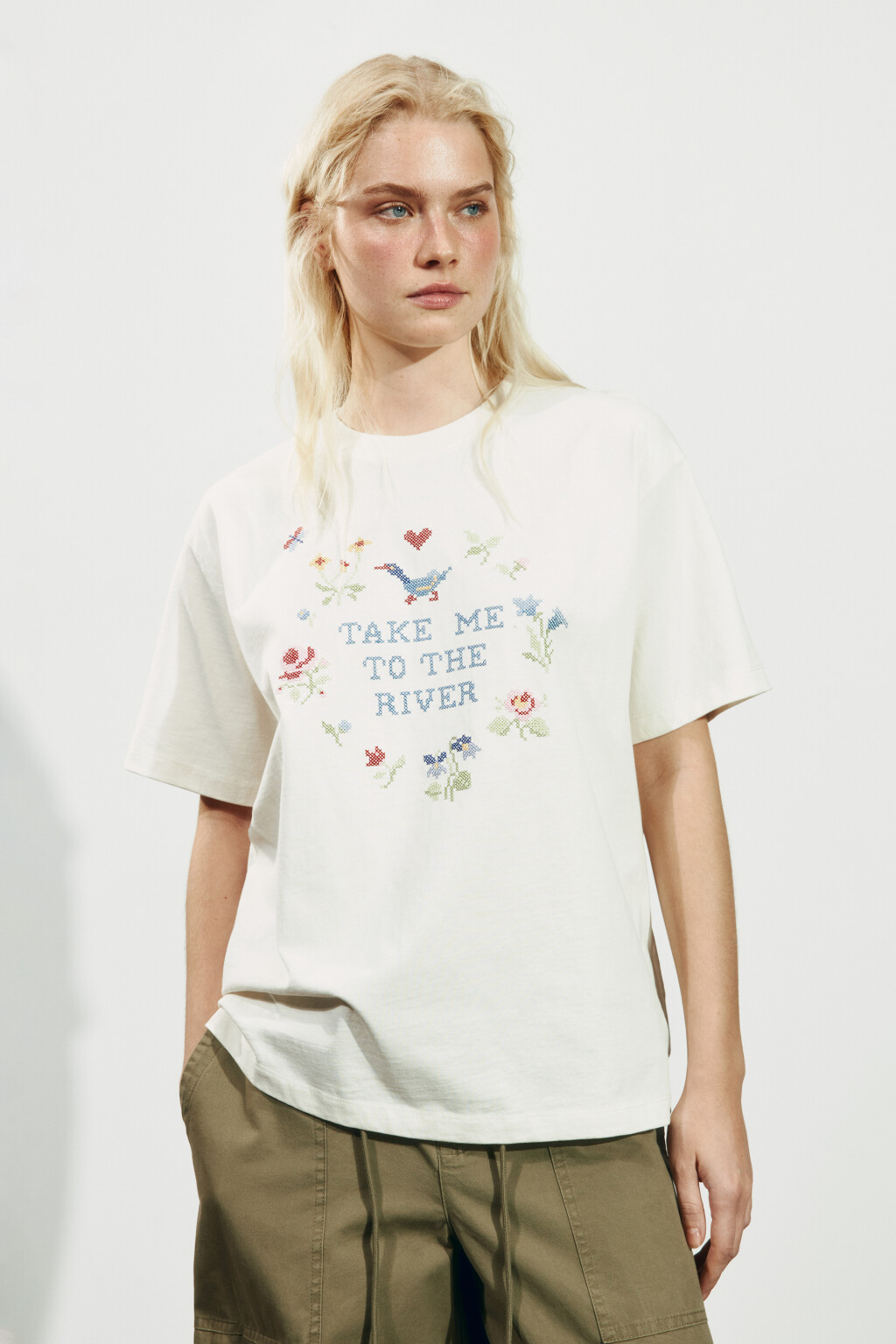 Футболка оверсайз хлопковая с вышивкой - цвет бежевый - 2