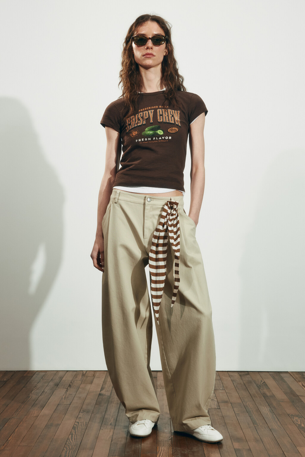 Футболка-топ облегающая с принтом - цвет коричневый - 5