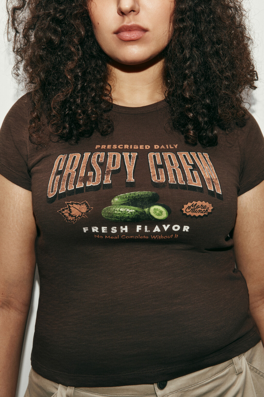 Футболка-топ облегающая с принтом - цвет коричневый - 5