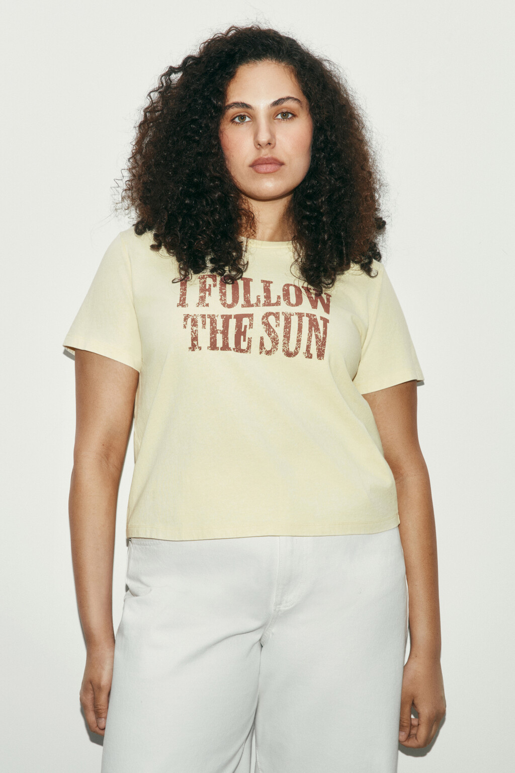 Футболка прямая с принтом - цвет желтый - 2