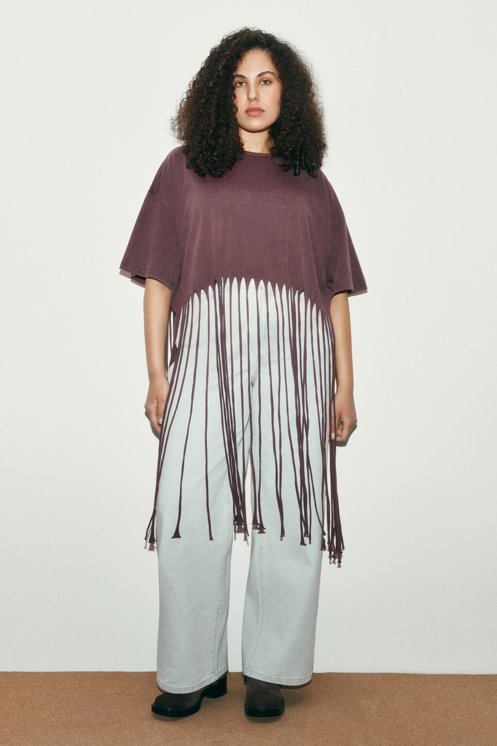 Футболка-топ с длинной бахромой - цвет коричневый - 4