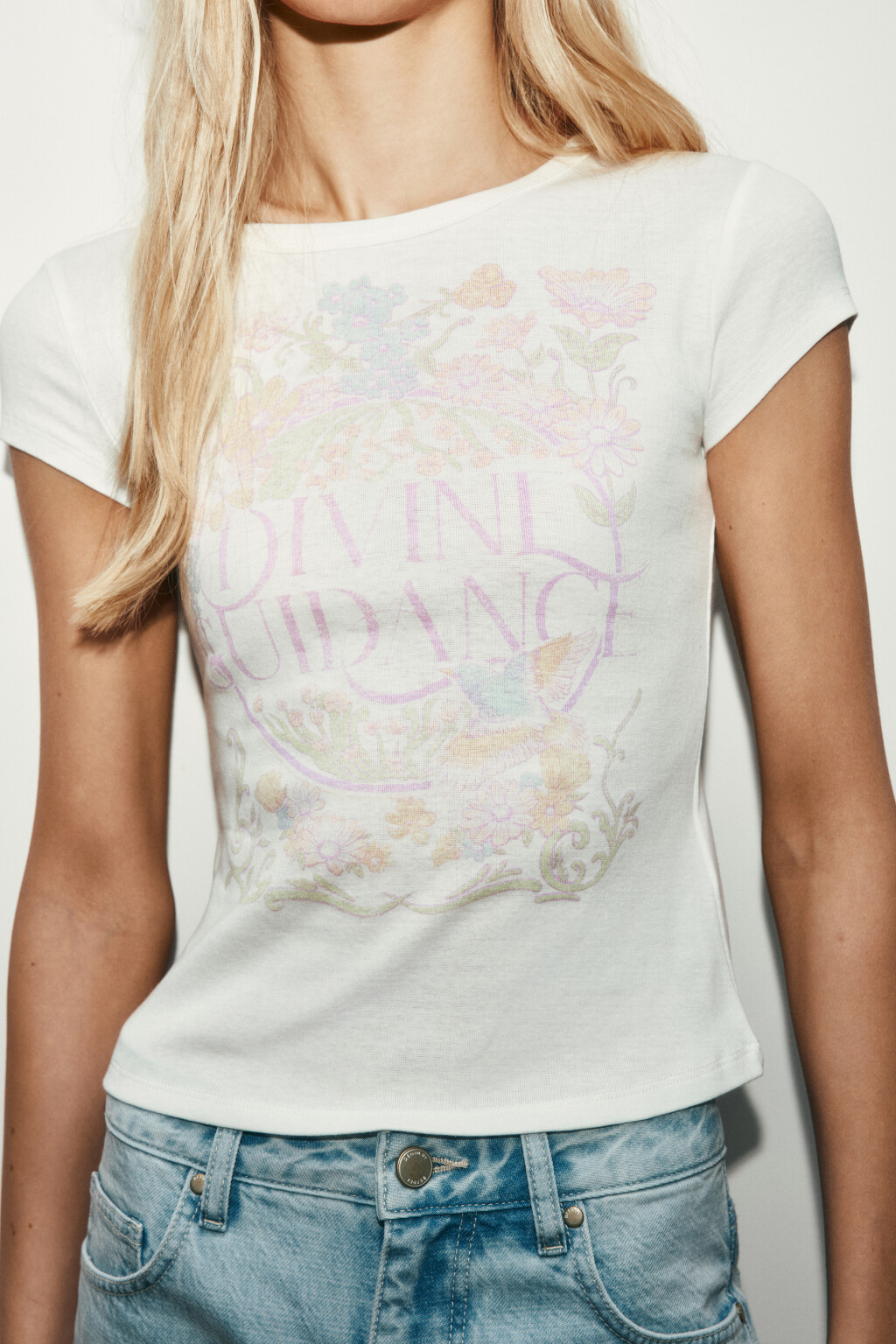 Футболка хлопковая облегающая с принтом - цвет белый - 6