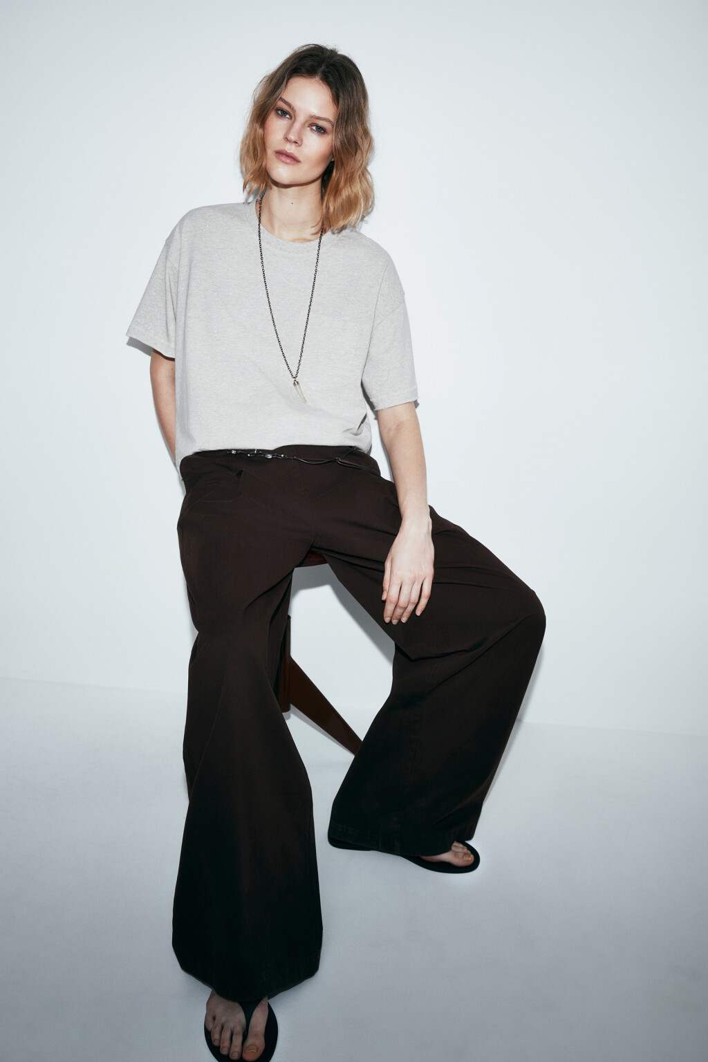 Футболка хлопковая с нагрудным карманом - цвет серый - 1