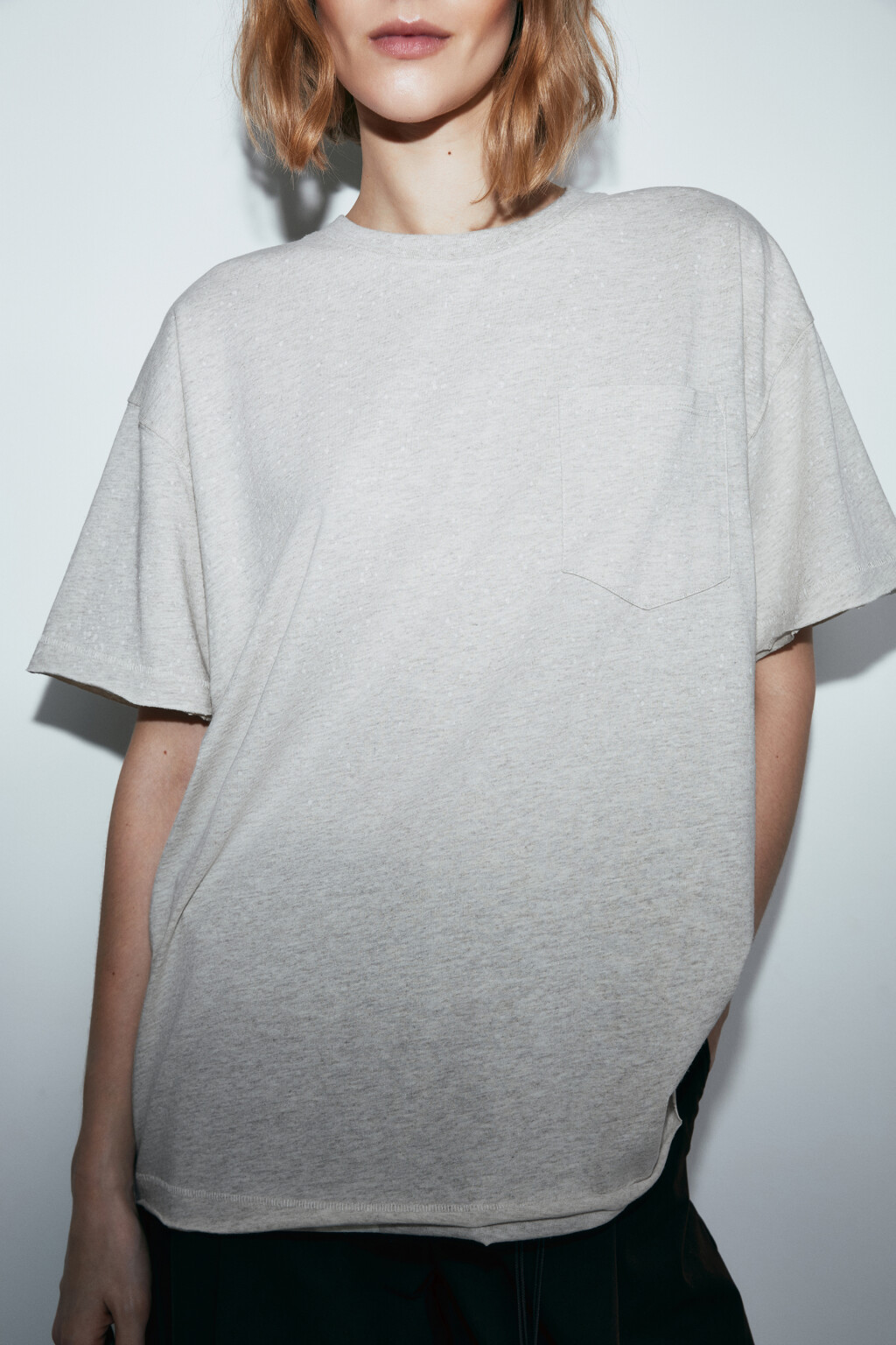 Футболка хлопковая с нагрудным карманом - цвет серый - 6