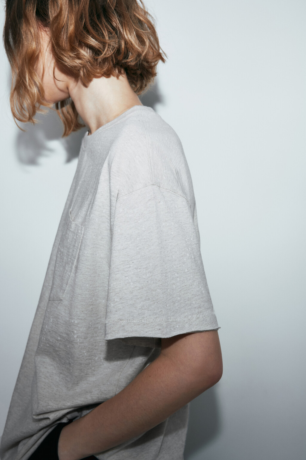 Футболка хлопковая с нагрудным карманом - цвет серый - 7