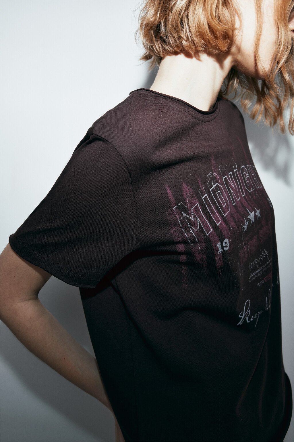 Футболка прямая хлопковая с принтом - цвет коричневый - 6