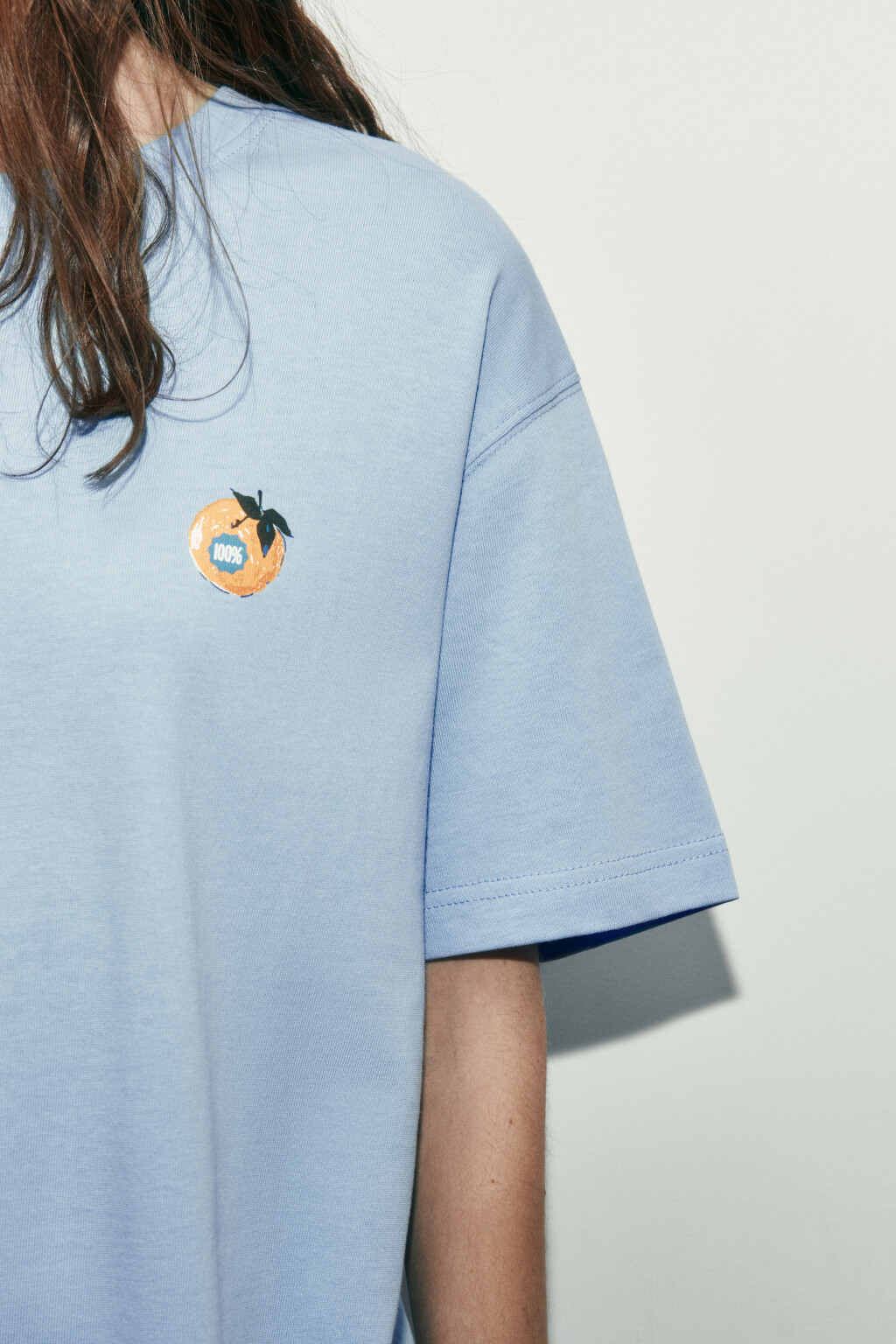 Футболка хлопковая с принтом - цвет голубой - 6