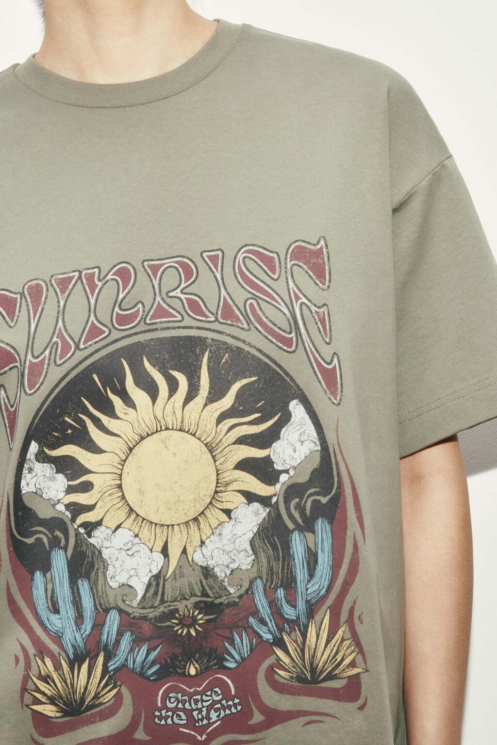 Футболка хлопковая оверсайз с принтом - цвет зеленый - 5