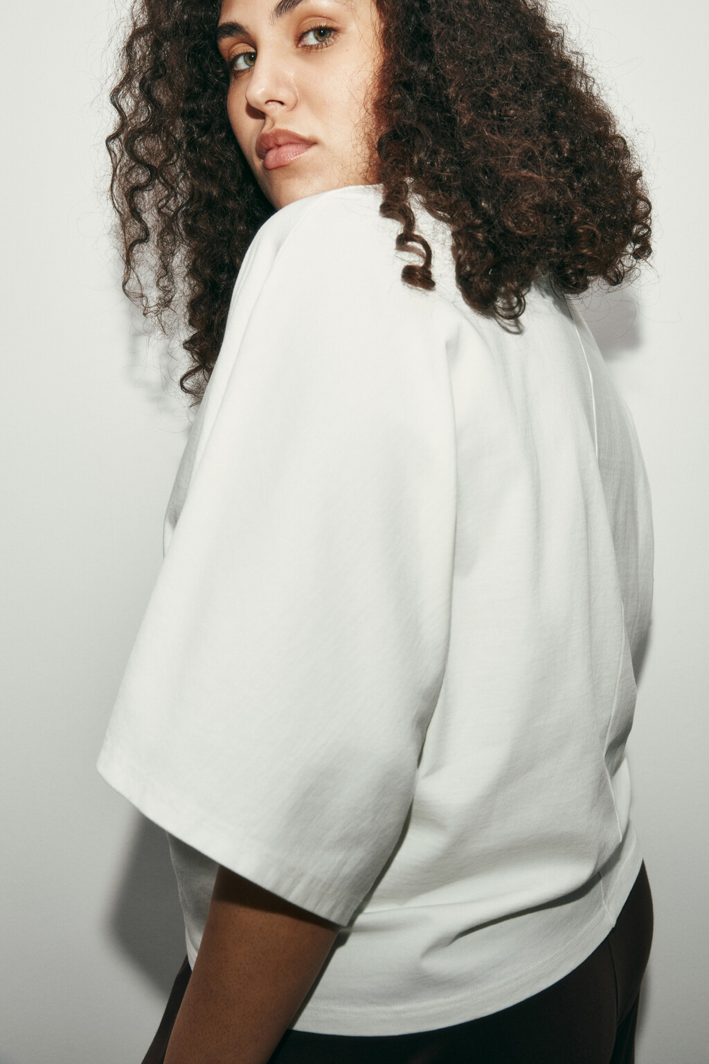 Футболка хлопковая с вареным эффектом - цвет белый - 6