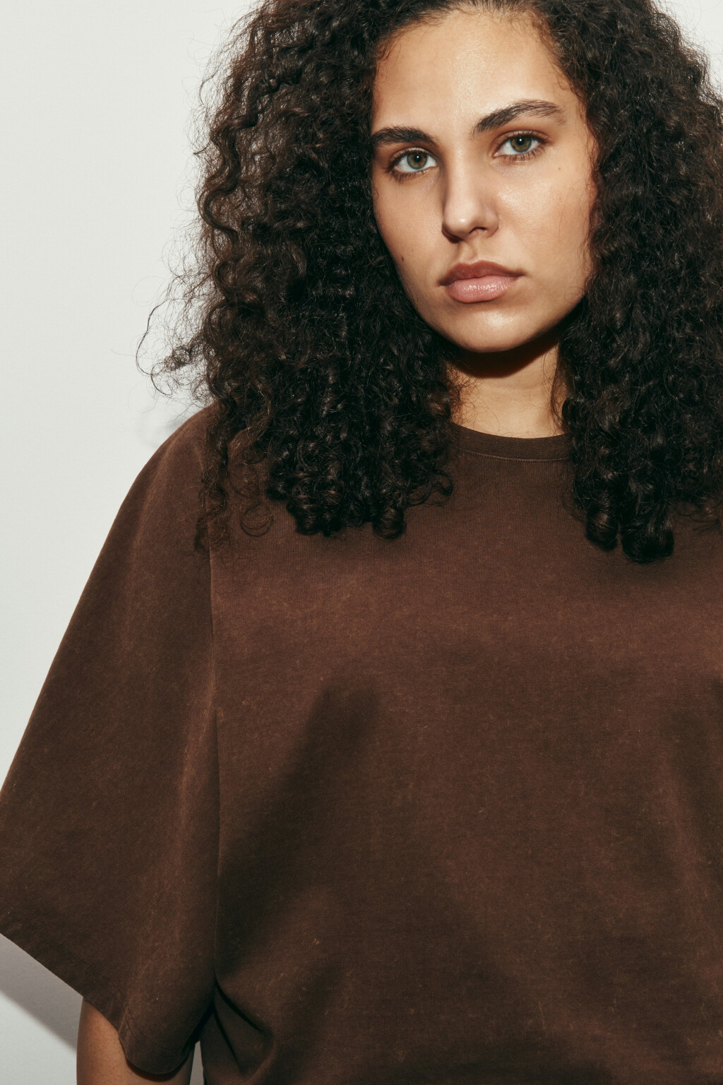 Футболка хлопковая с вареным эффектом - цвет коричневый - 6