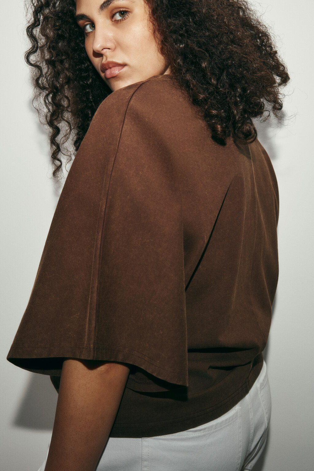 Футболка хлопковая с вареным эффектом - цвет коричневый - 7