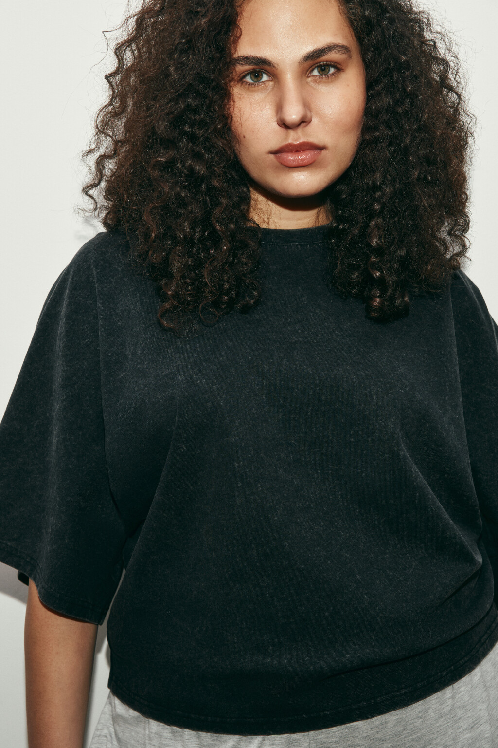 Футболка хлопковая с вареным эффектом - цвет черный - 5