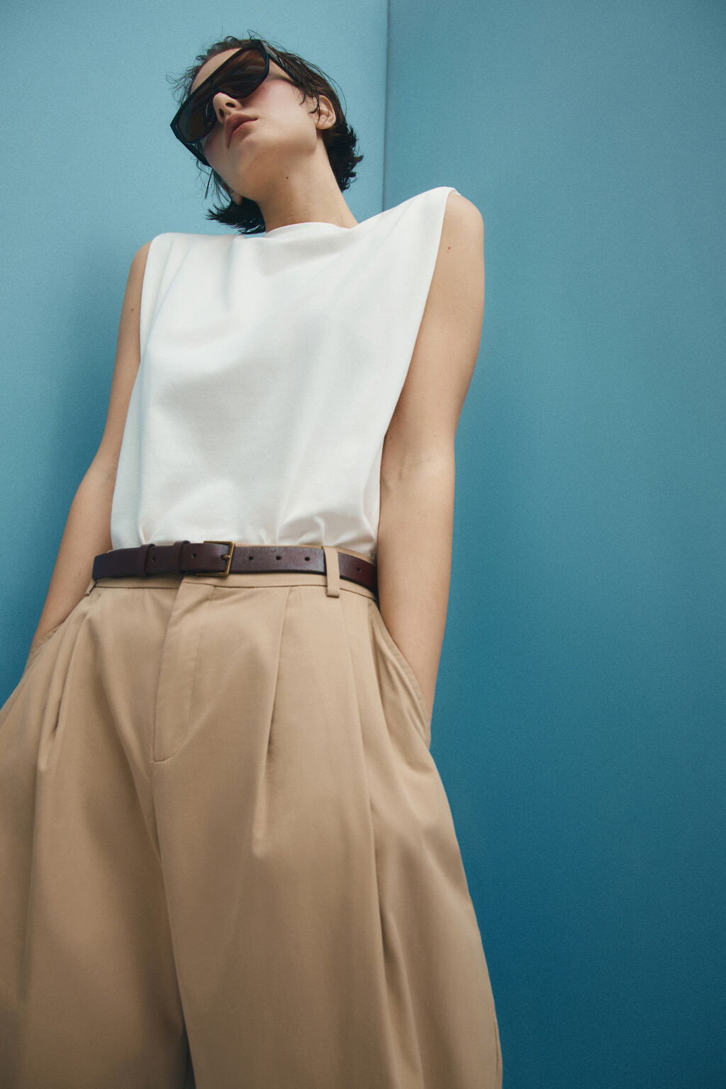 Футболка оверсайз с подплечниками - цвет белый - 1