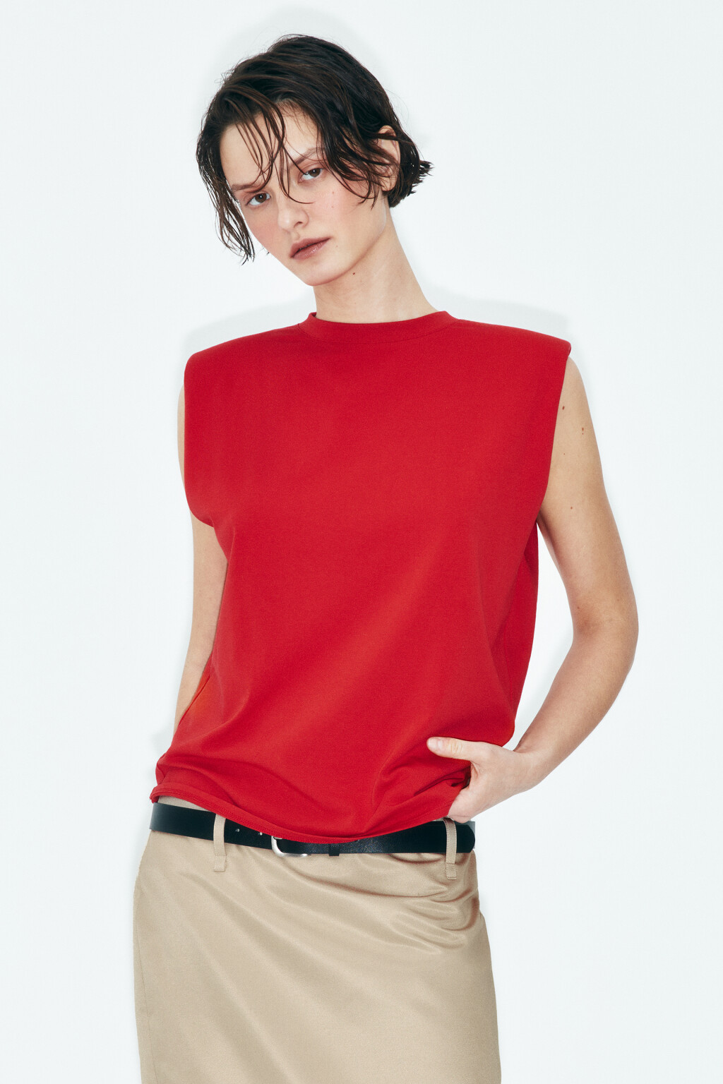 Футболка оверсайз с подплечниками - цвет красный - 3