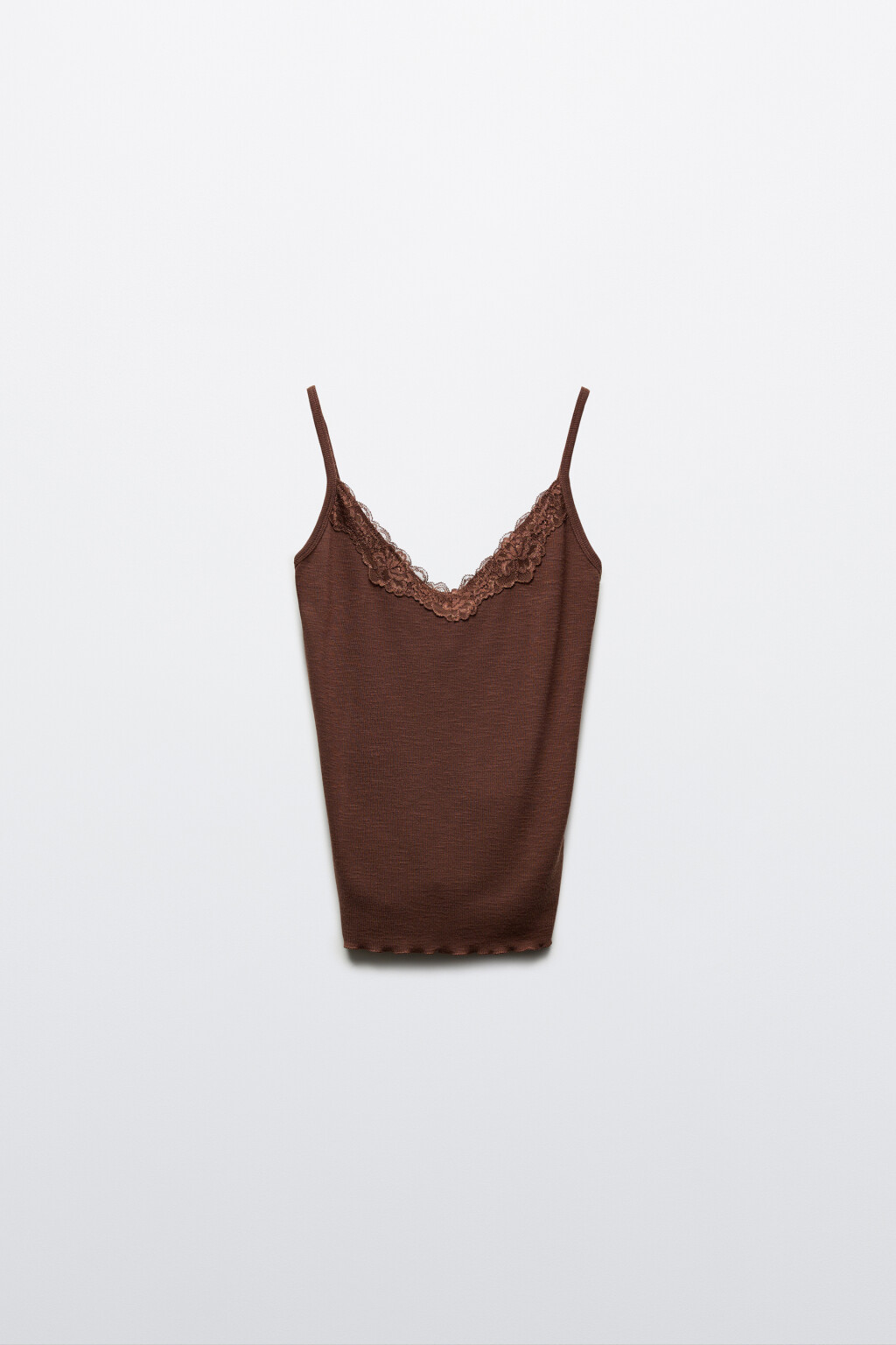 Майка-топ облегающая на тонких бретелях с кружевом - цвет коричневый - 7