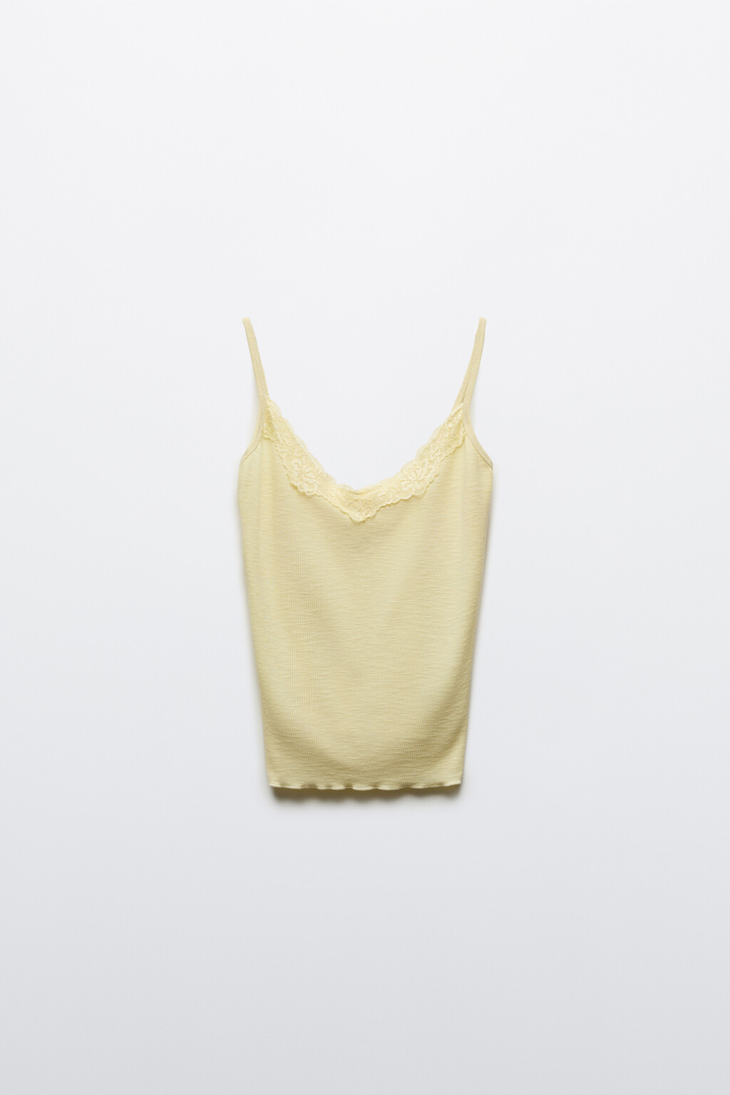 Майка-топ облегающая на тонких бретелях с кружевом - цвет желтый - 8