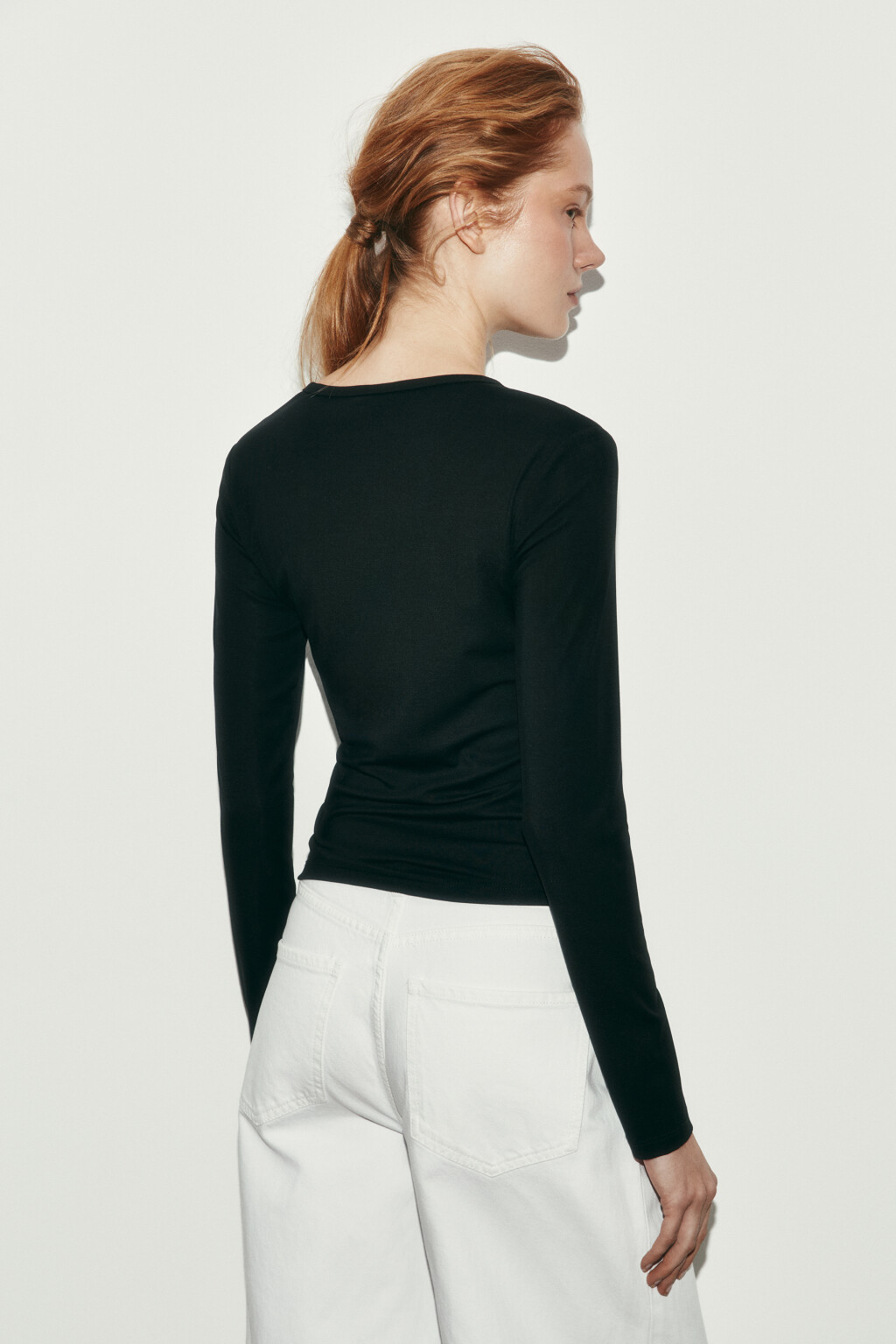 Лонгслив облегающий из лиоцелла - цвет черный - 3